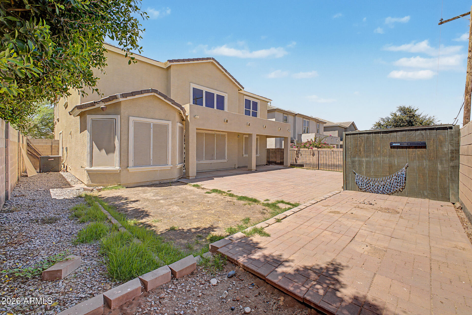 VINEYARD COMMONS - Residential