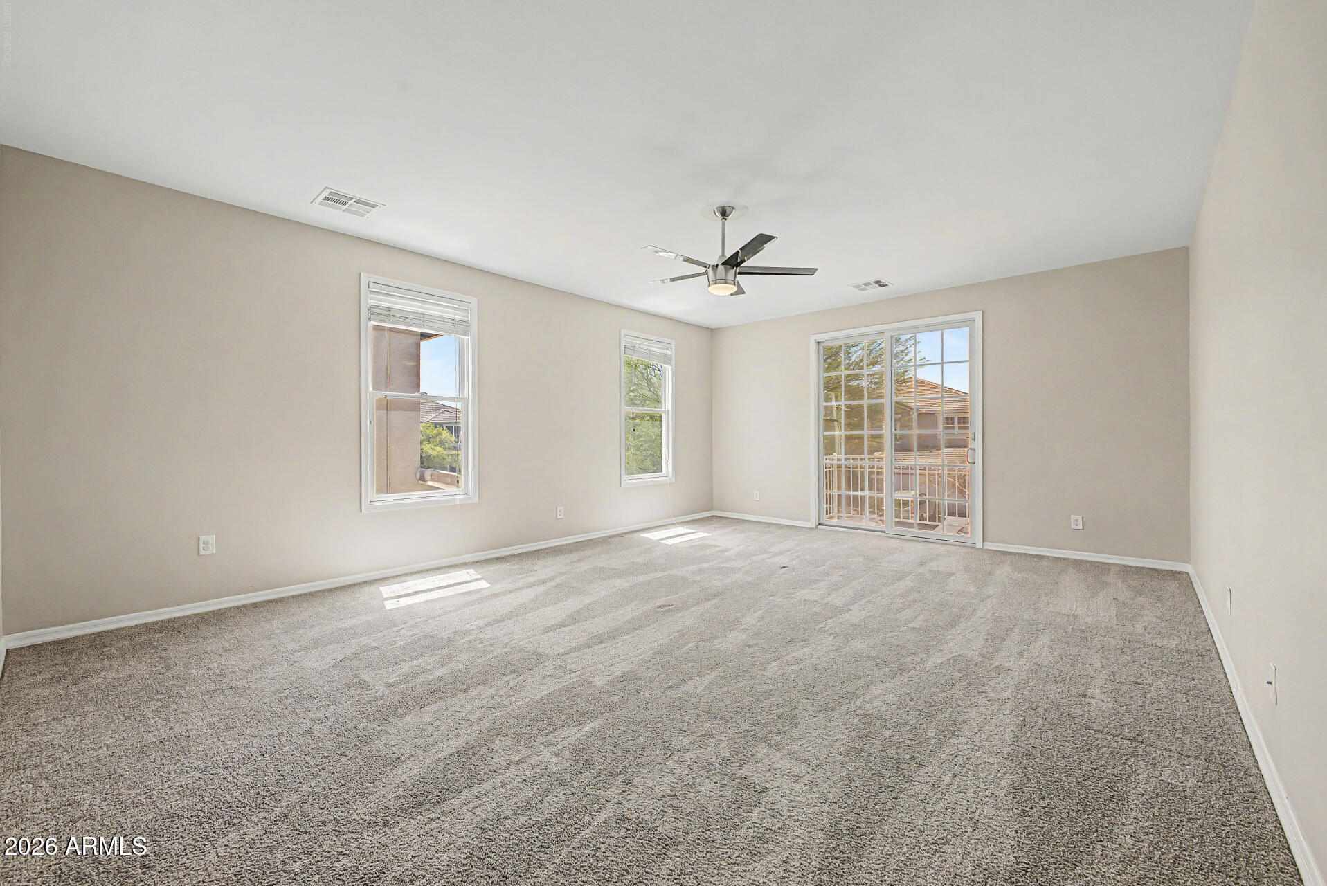 VINEYARD COMMONS - Residential