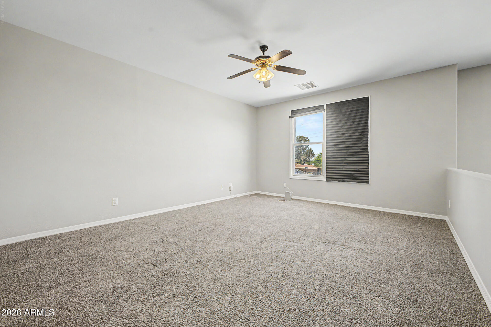 VINEYARD COMMONS - Residential