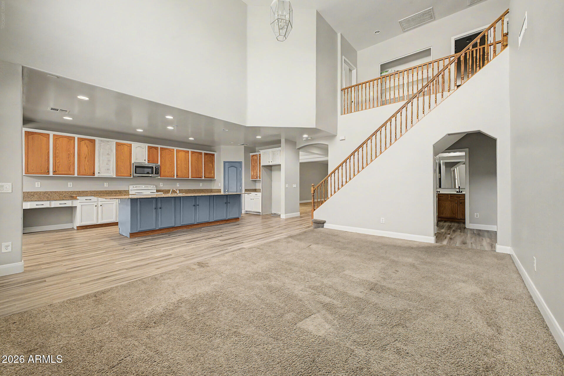 VINEYARD COMMONS - Residential