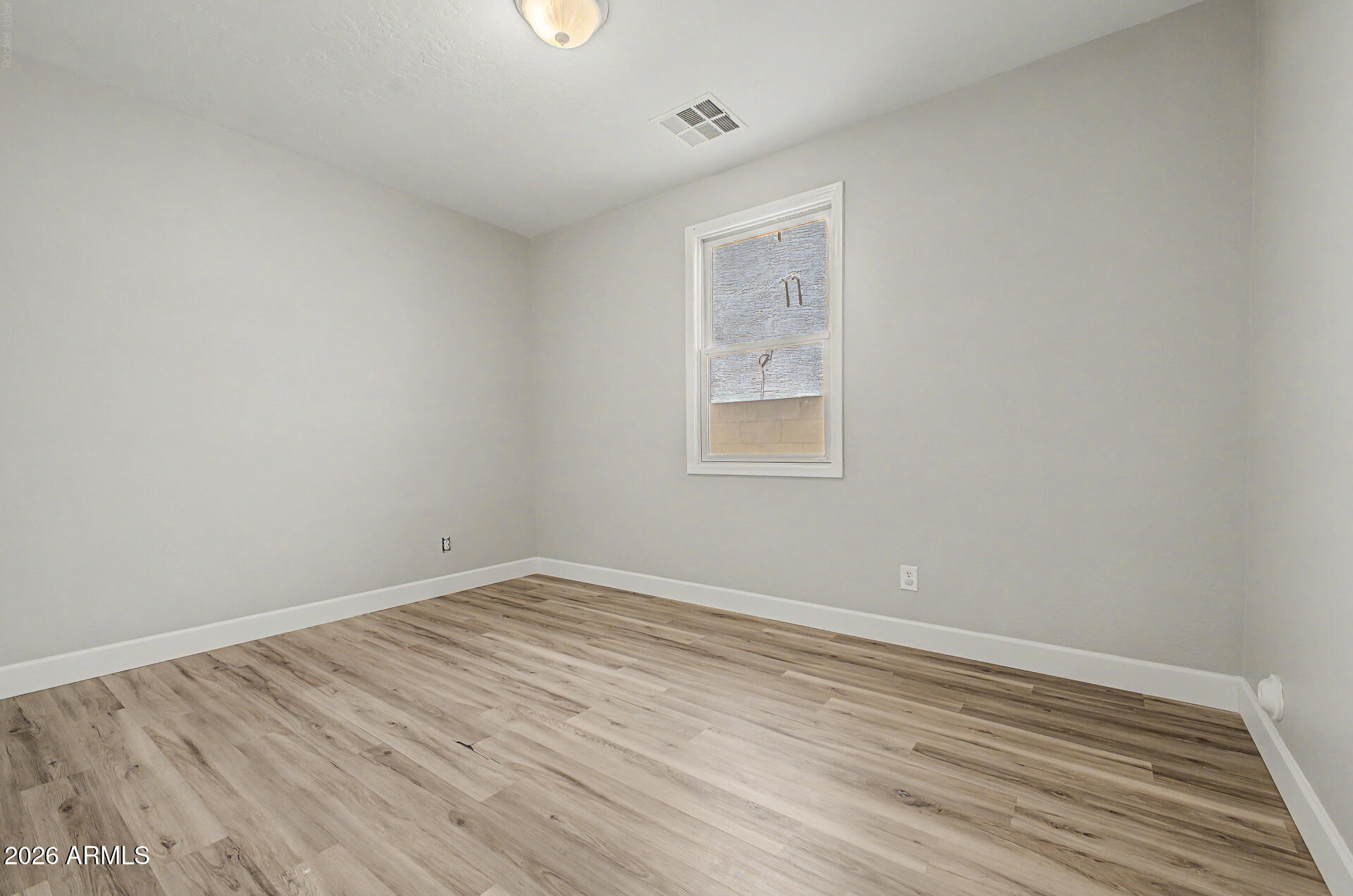 VINEYARD COMMONS - Residential