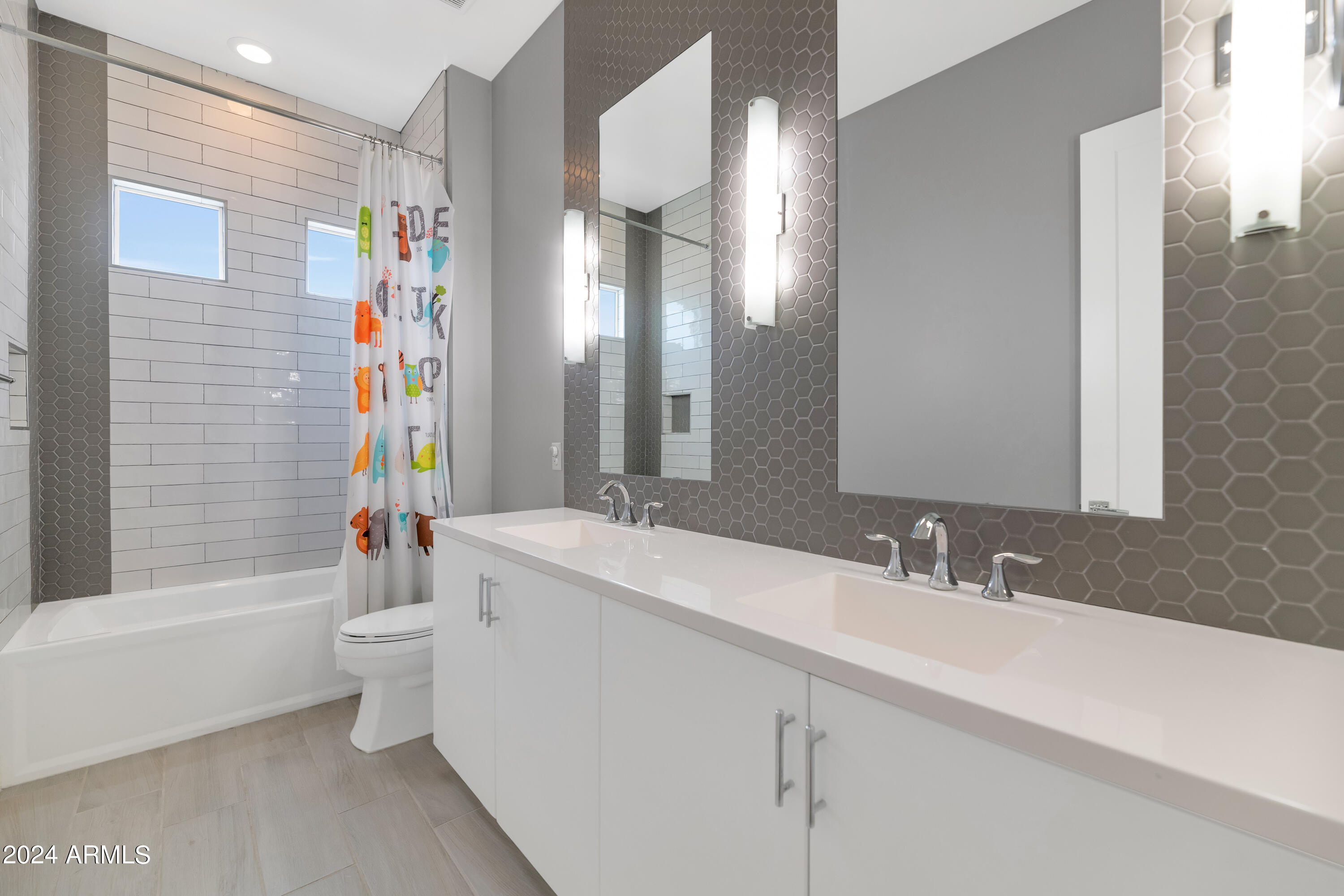 SKYE ON MCDOWELL - Residential Lease