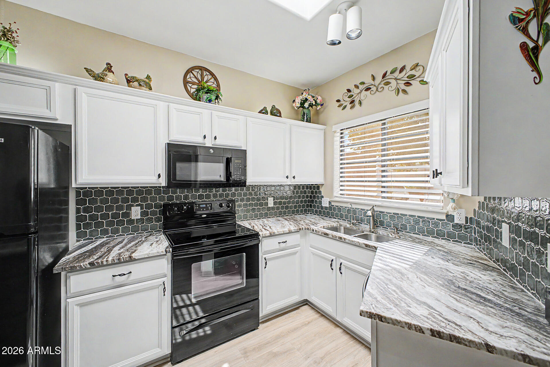 PARKLINKS TOWNHOMES - Residential
