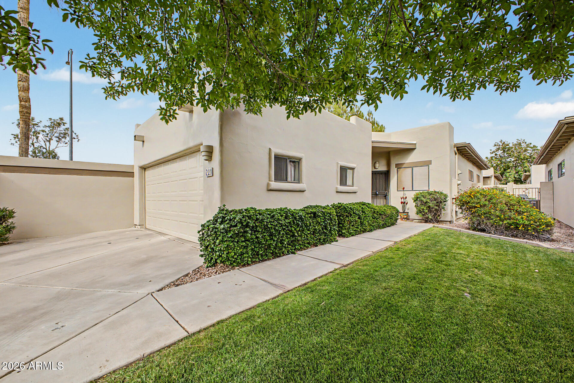 PARKLINKS TOWNHOMES - Residential