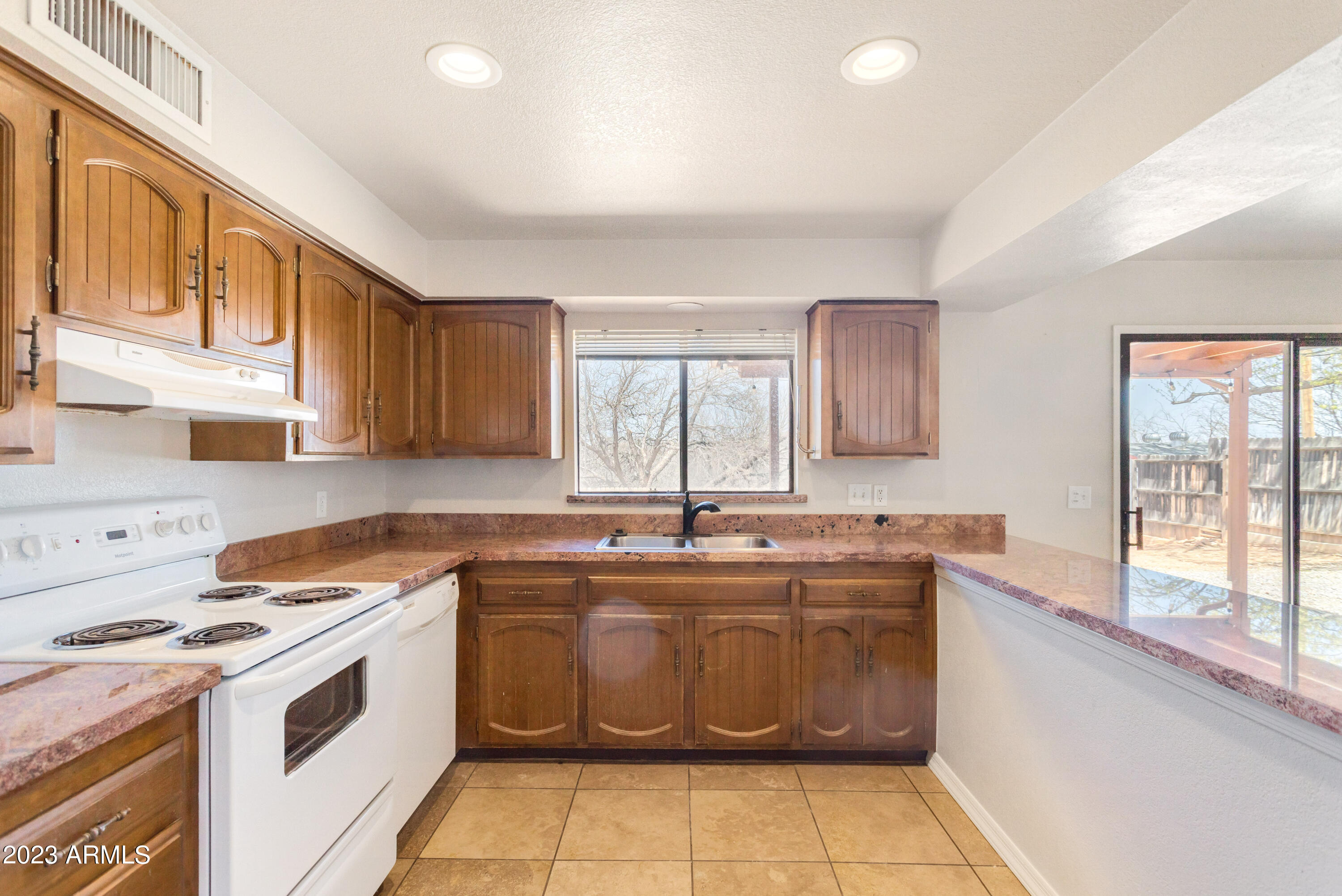PUEBLO DEL SOL UNIT 7 - Residential