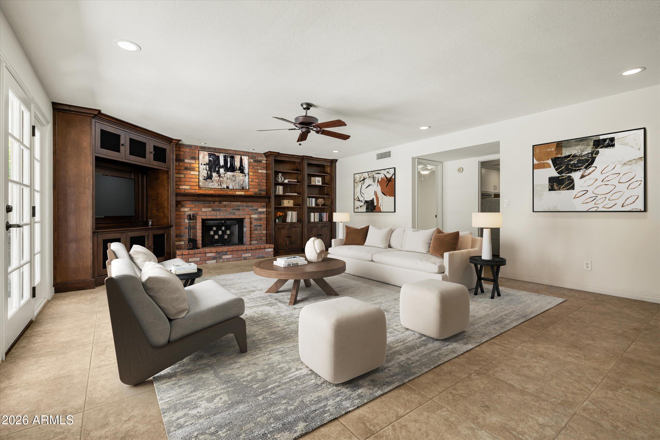 SPANISH WELLS - Residential
