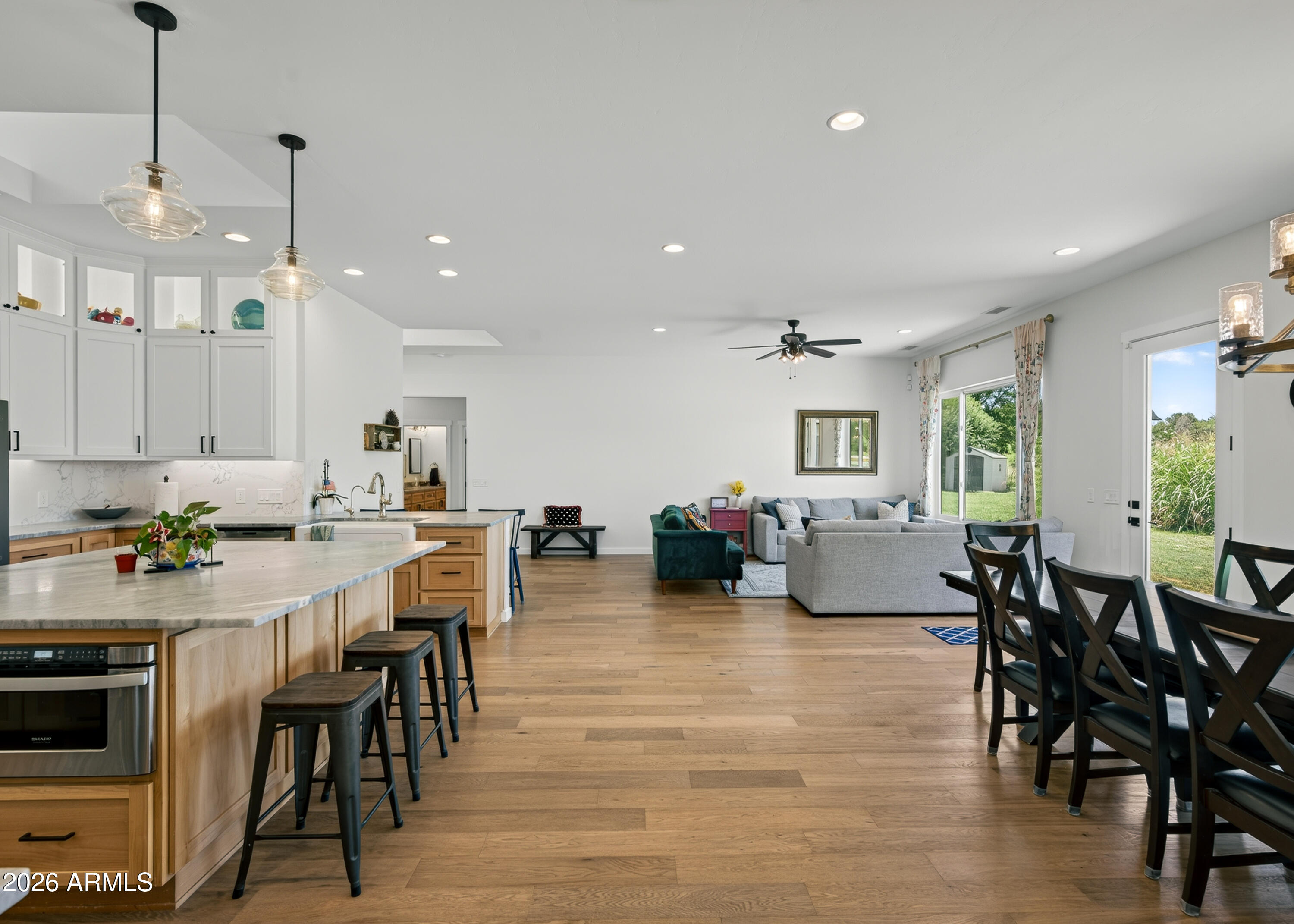S35 T16N R3E - Residential
