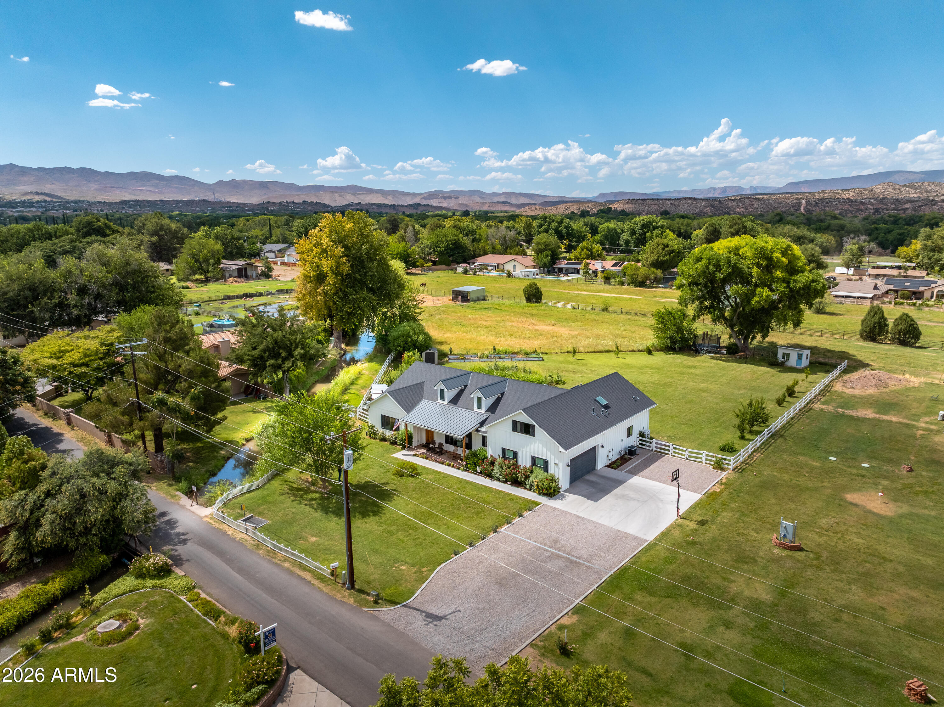 S35 T16N R3E - Residential