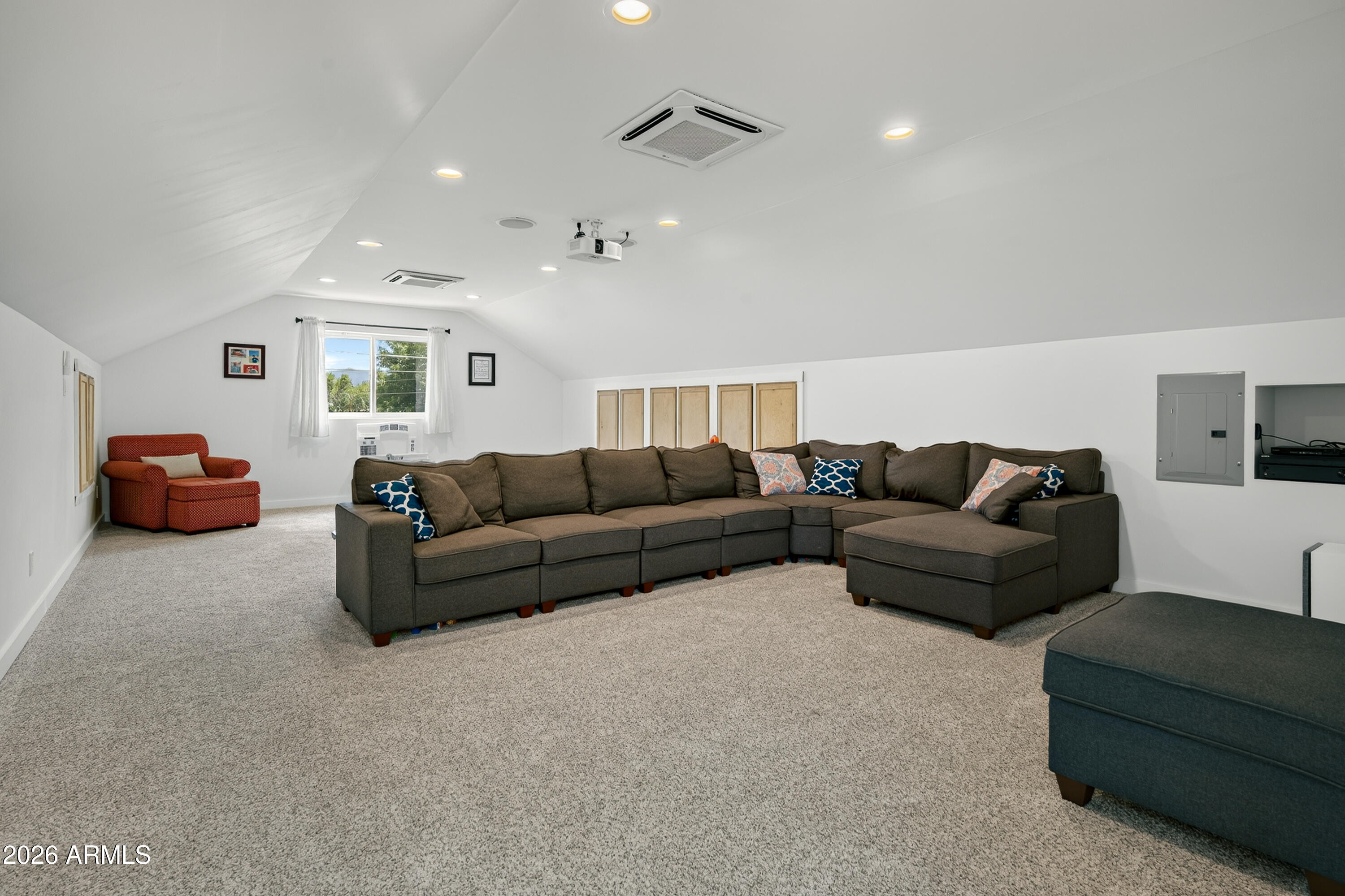S35 T16N R3E - Residential
