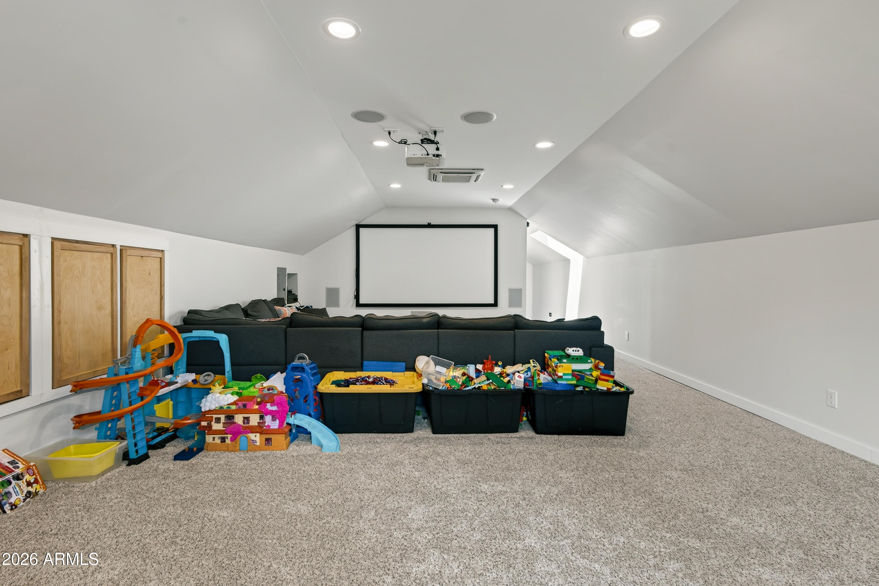 S35 T16N R3E - Residential