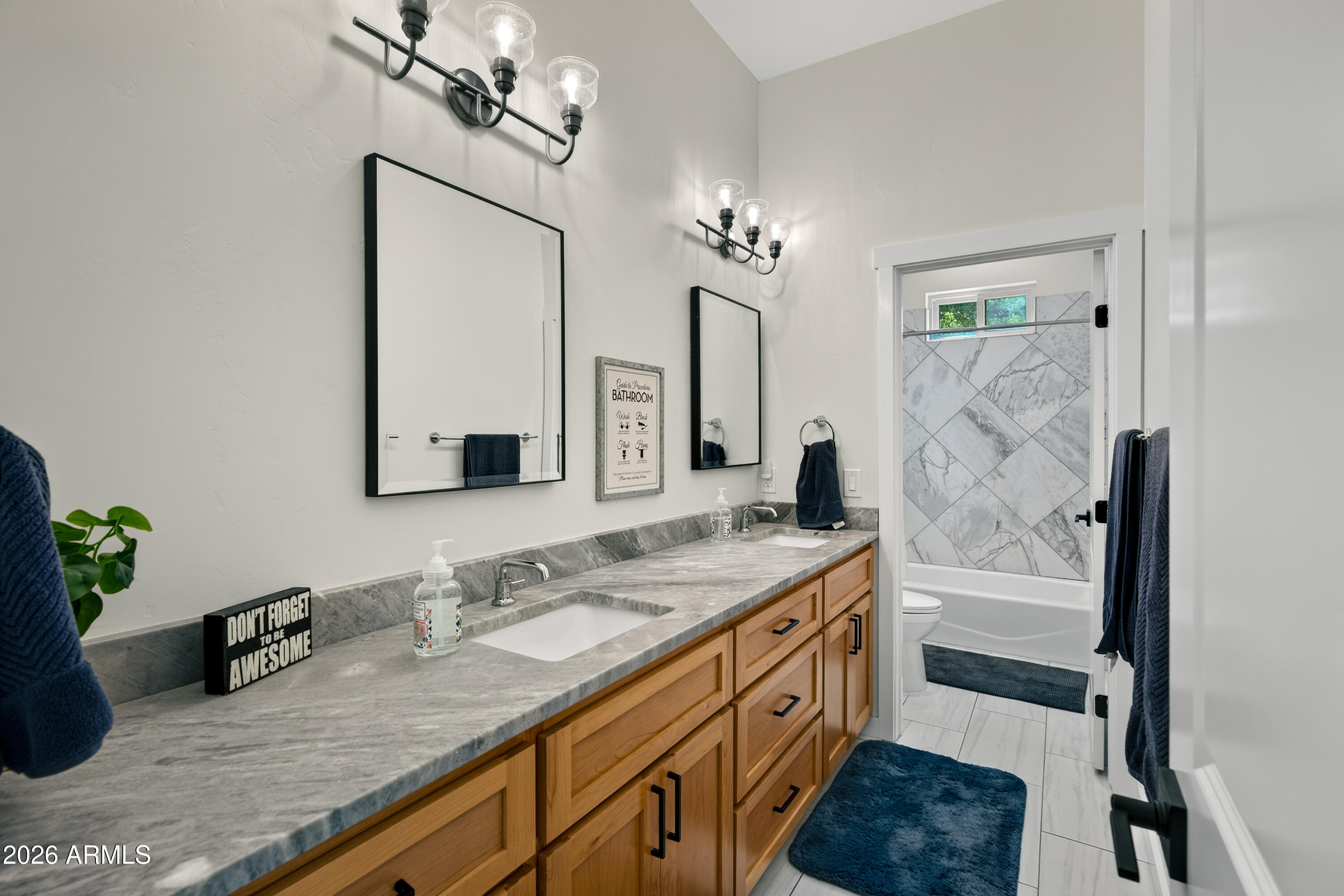 S35 T16N R3E - Residential