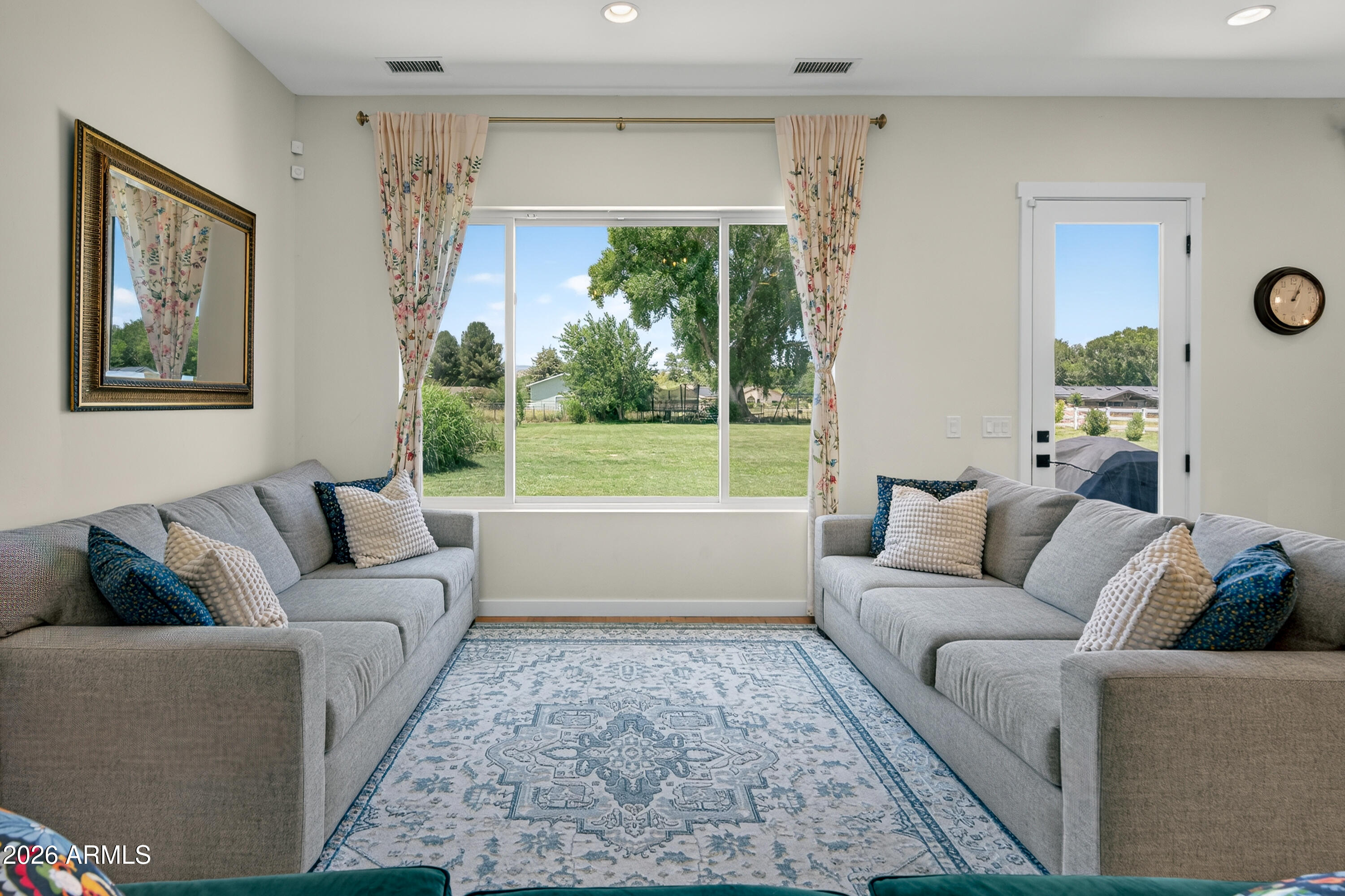 S35 T16N R3E - Residential