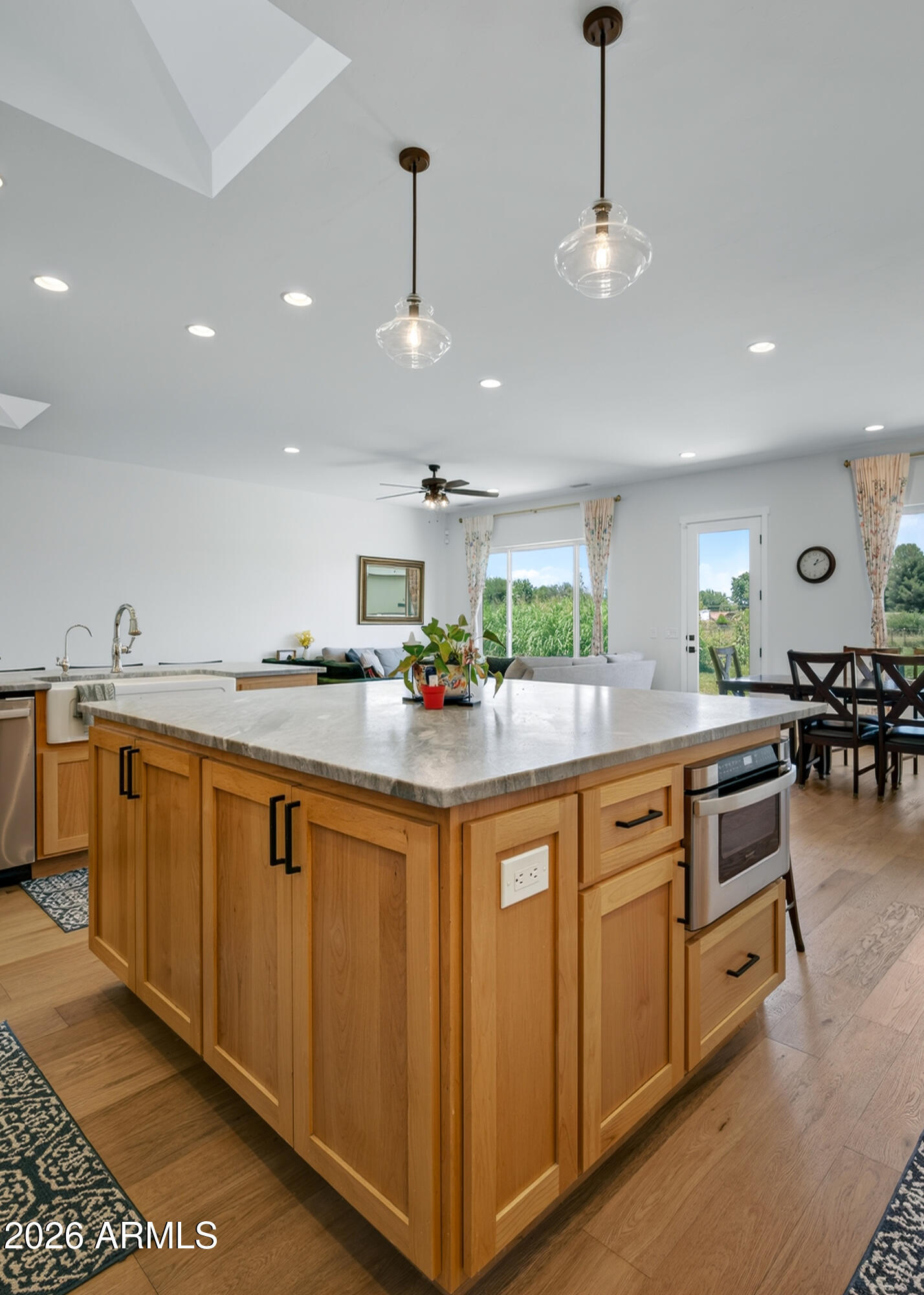 S35 T16N R3E - Residential
