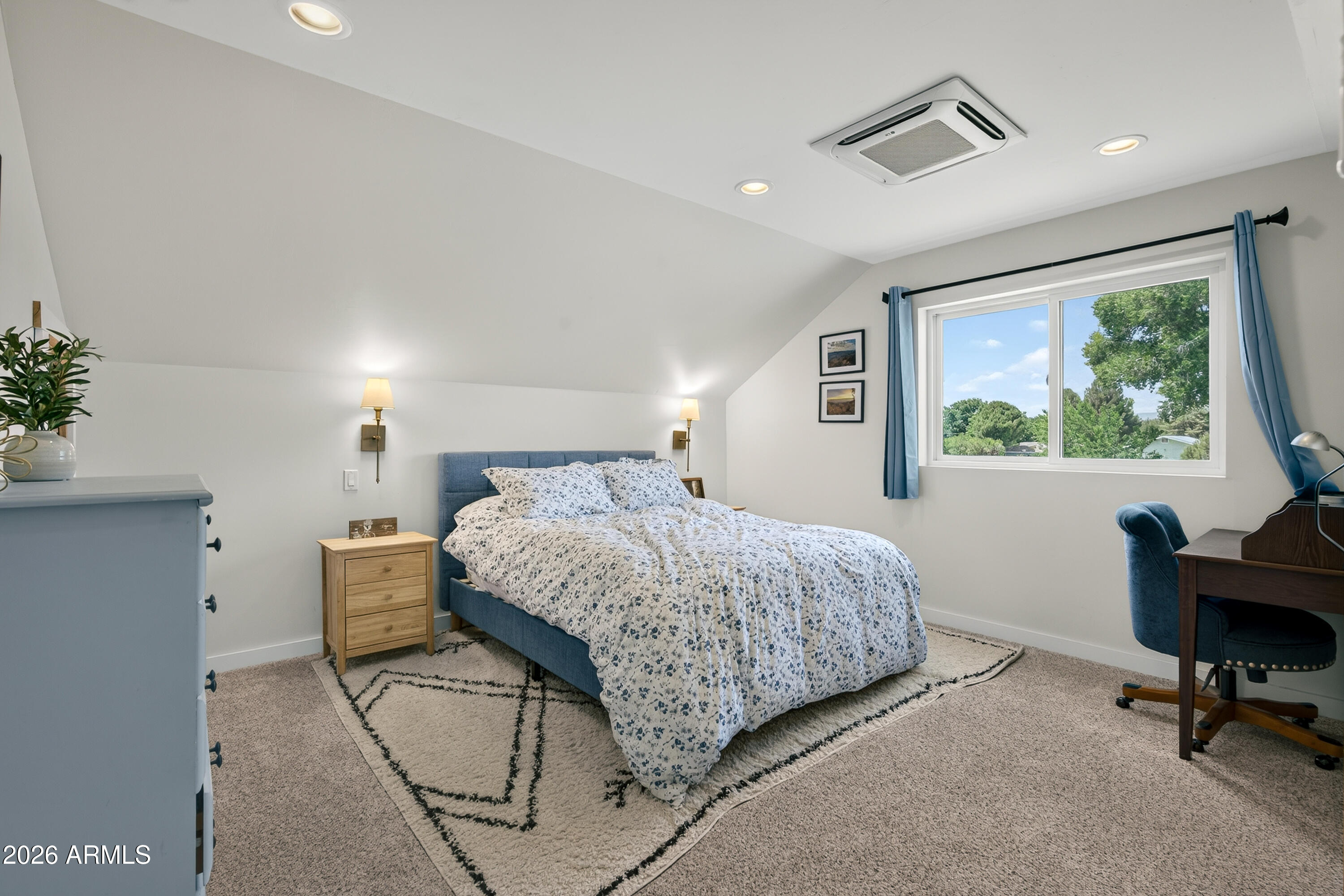 S35 T16N R3E - Residential