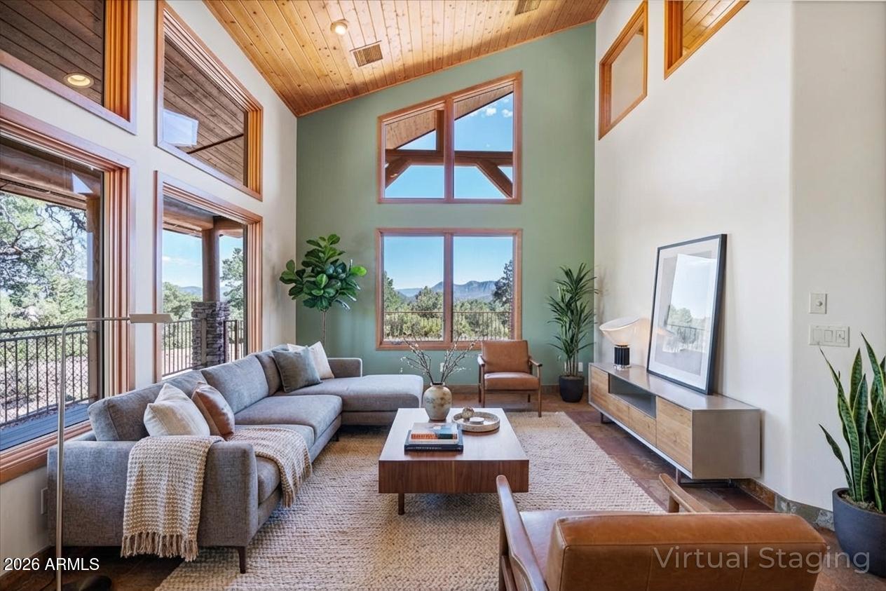 THE WOODS PAYSON - Residential