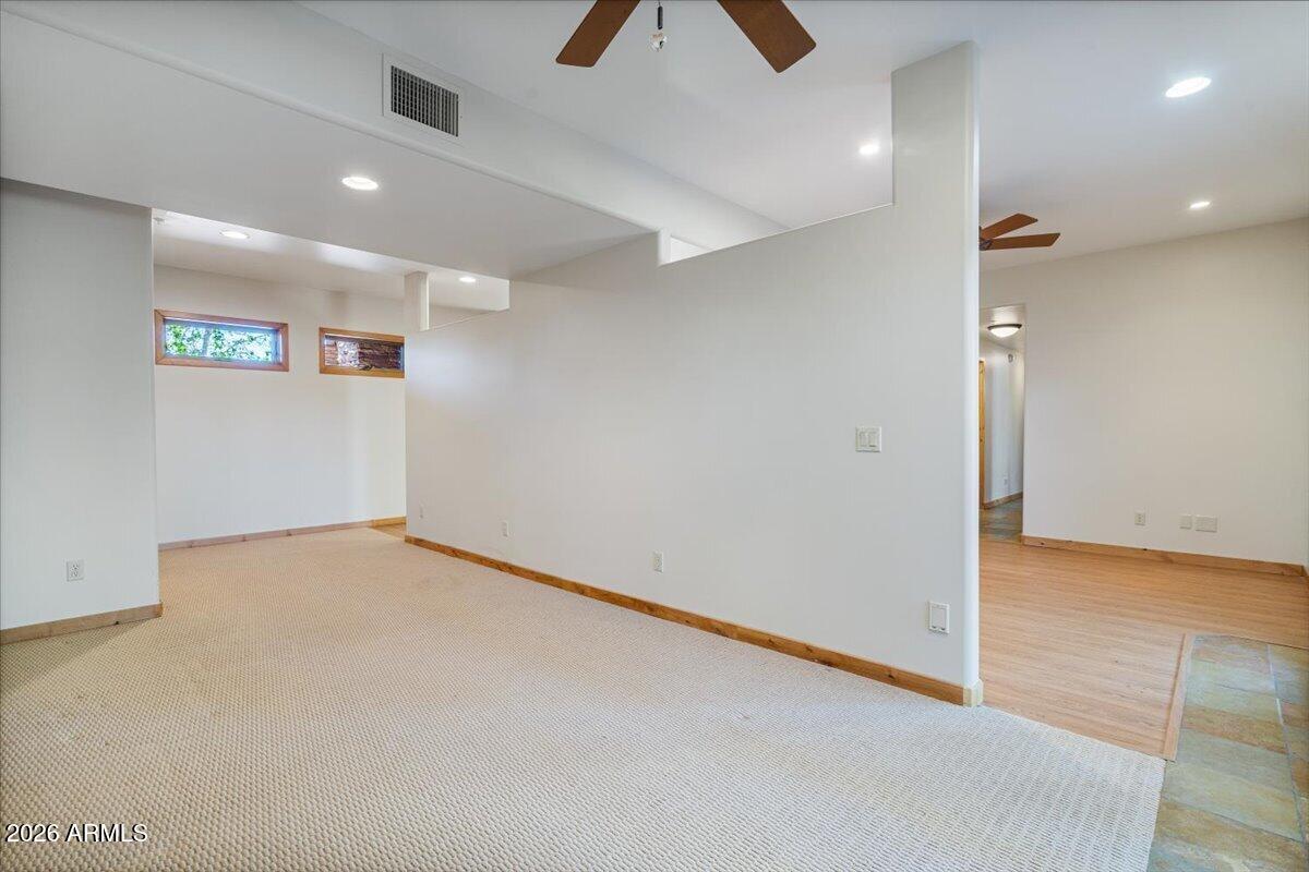 THE WOODS PAYSON - Residential