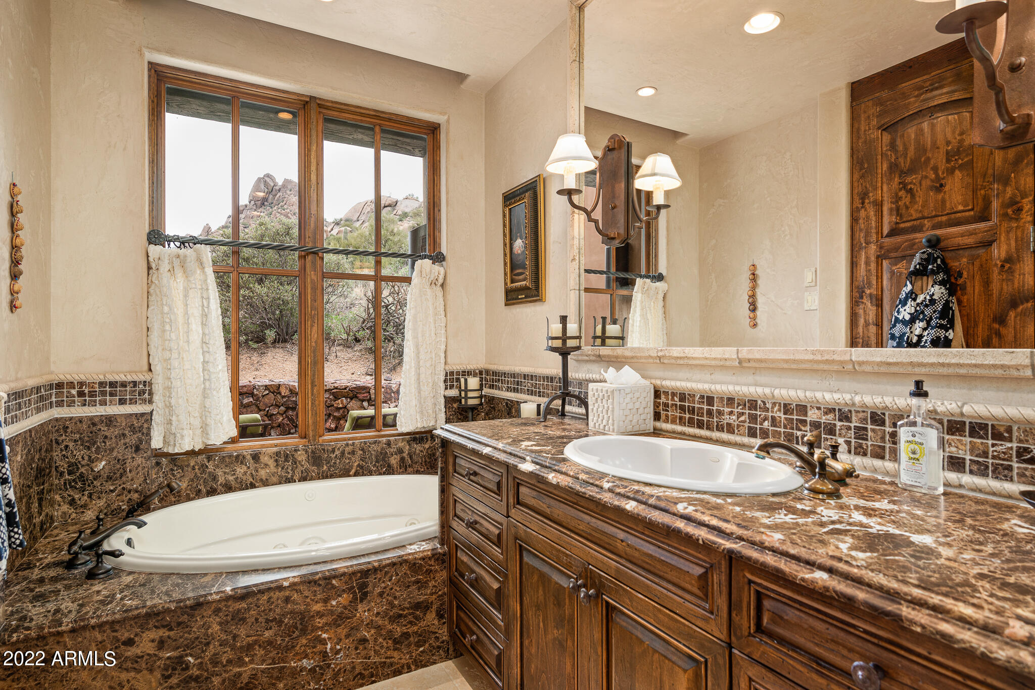 ESTANCIA - Residential