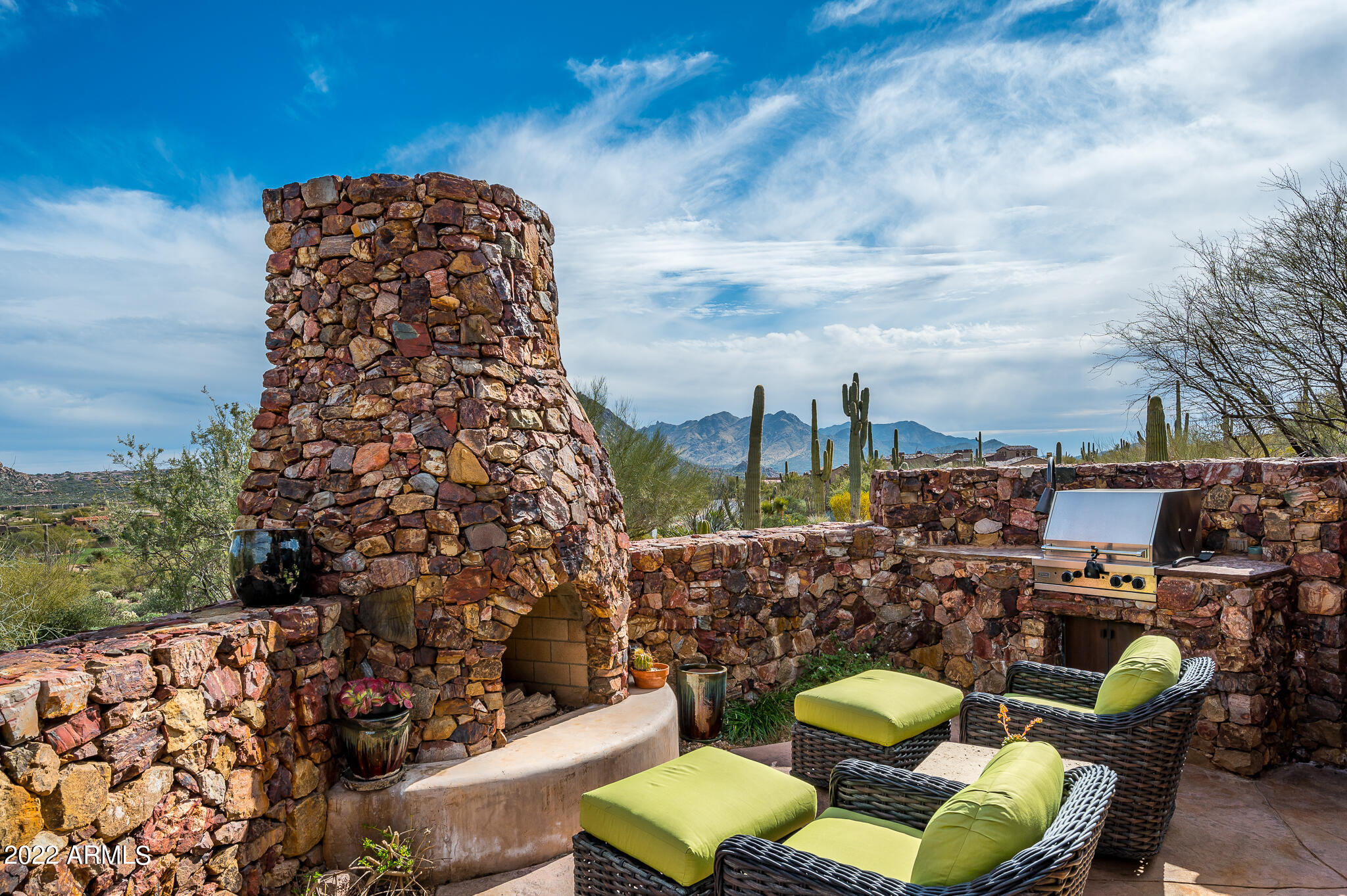 ESTANCIA - Residential