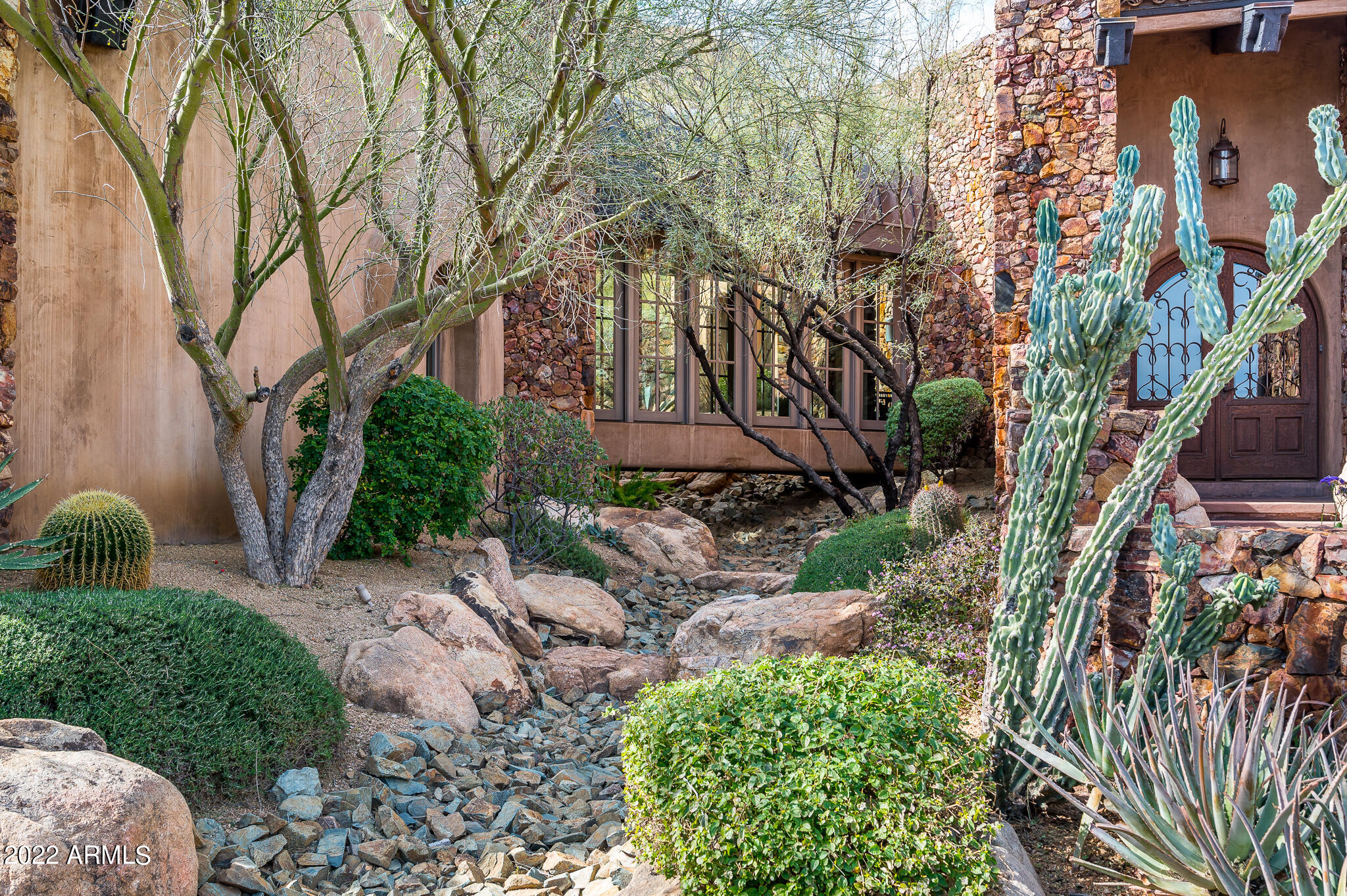 ESTANCIA - Residential