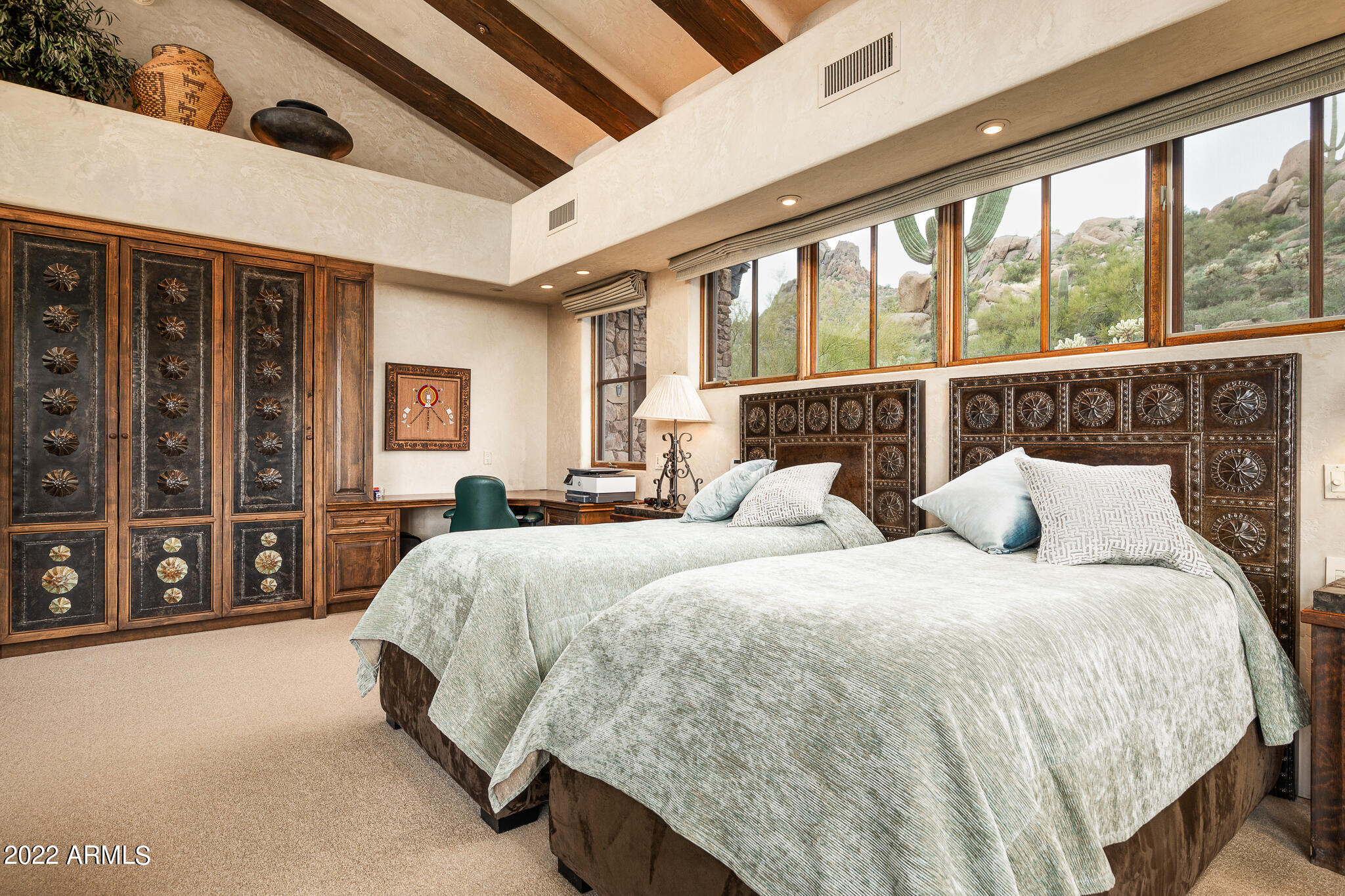 ESTANCIA - Residential
