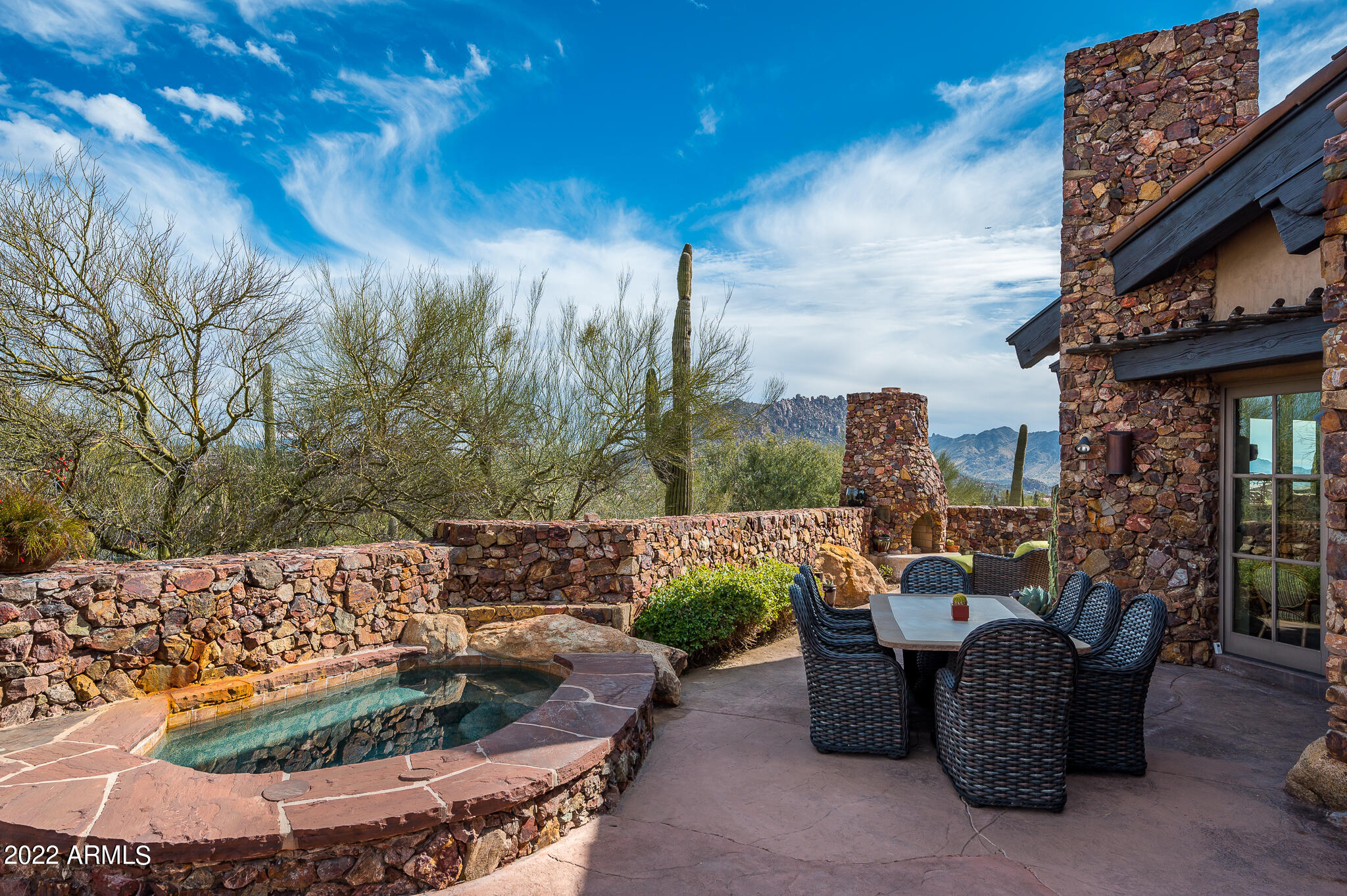 ESTANCIA - Residential