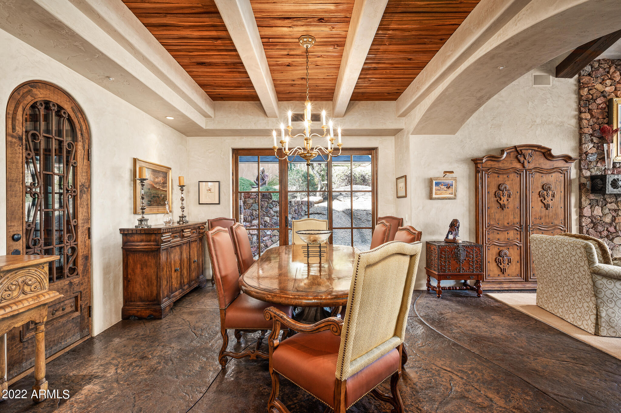 ESTANCIA - Residential