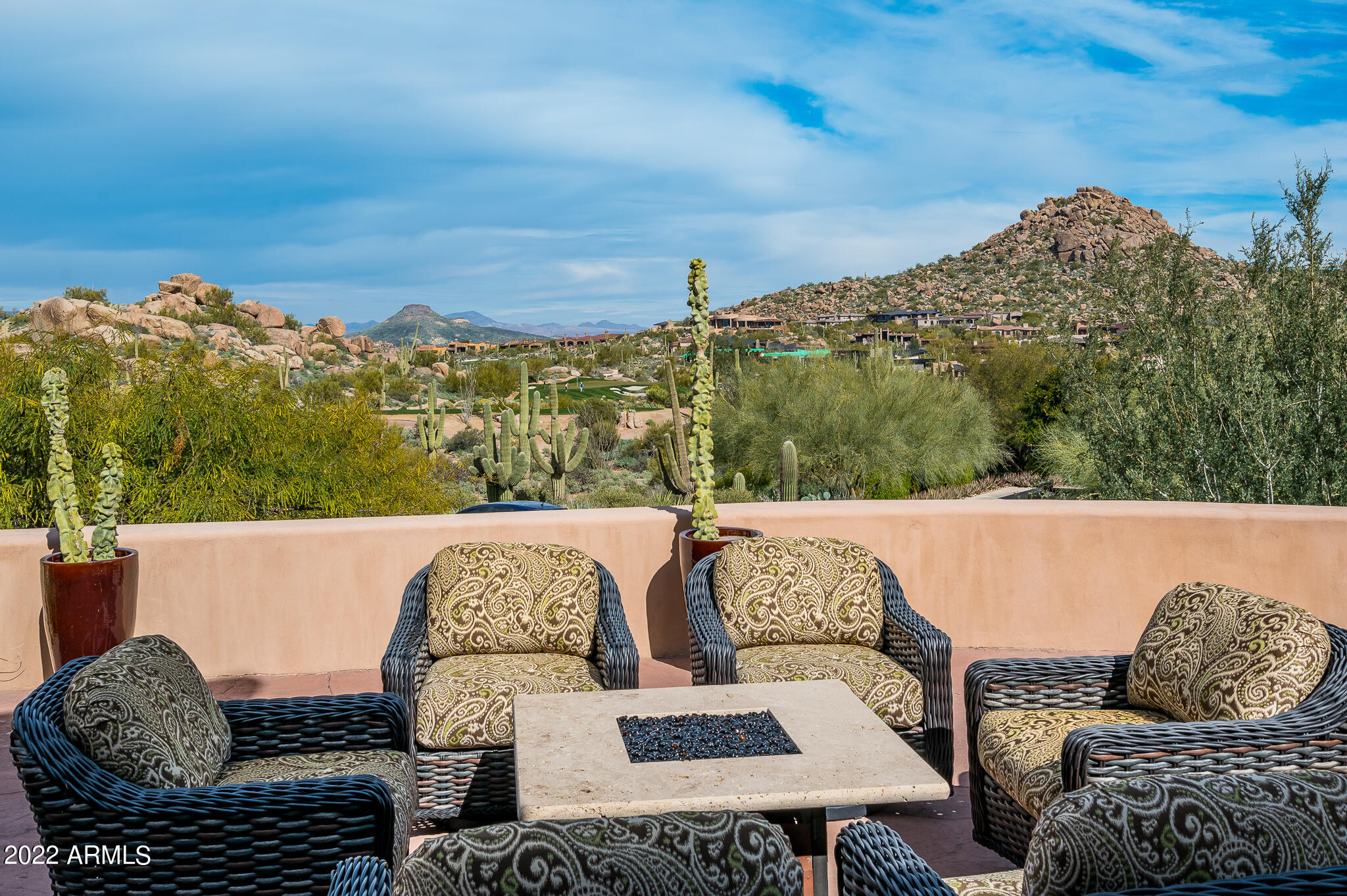 ESTANCIA - Residential