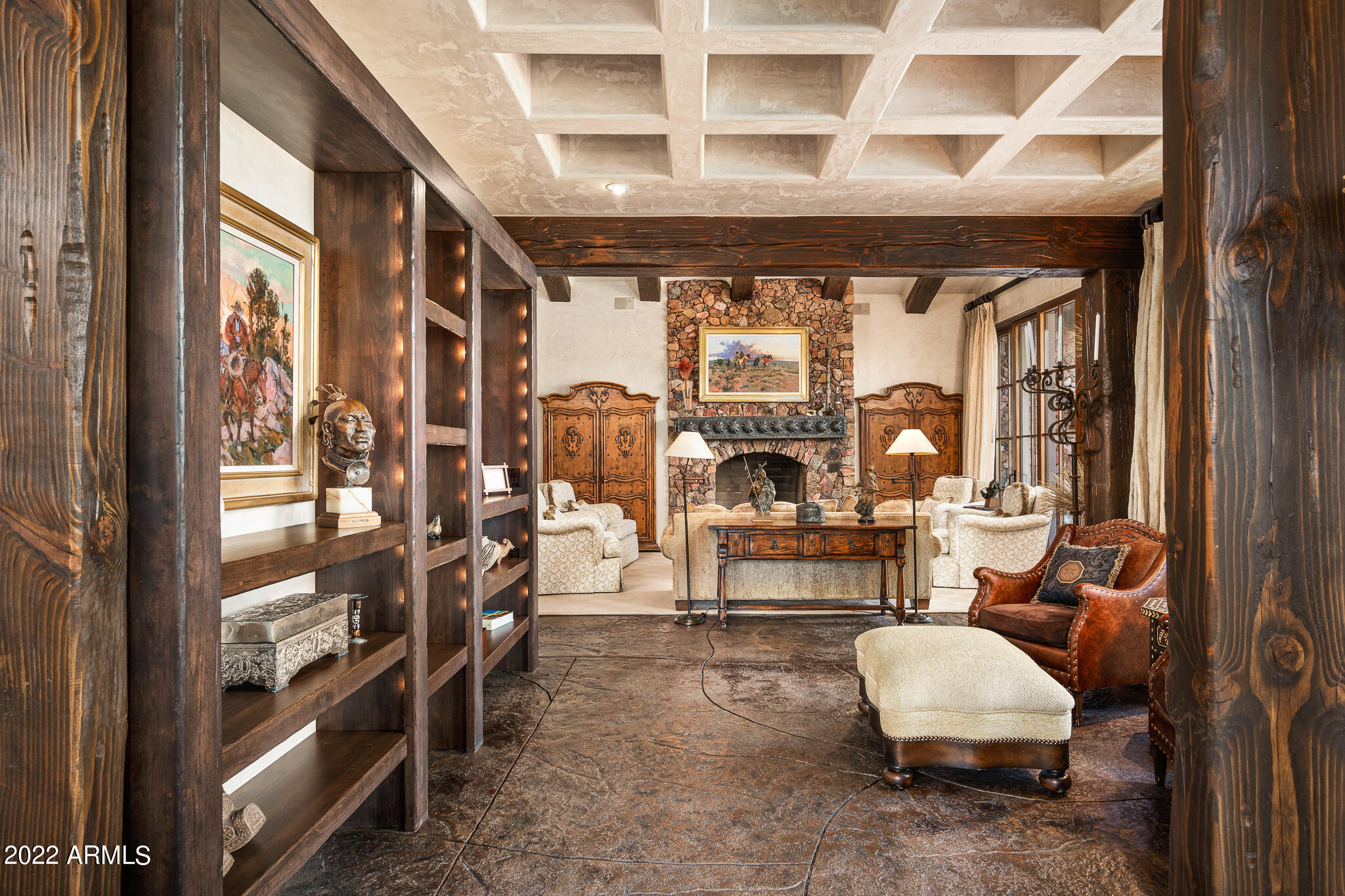 ESTANCIA - Residential