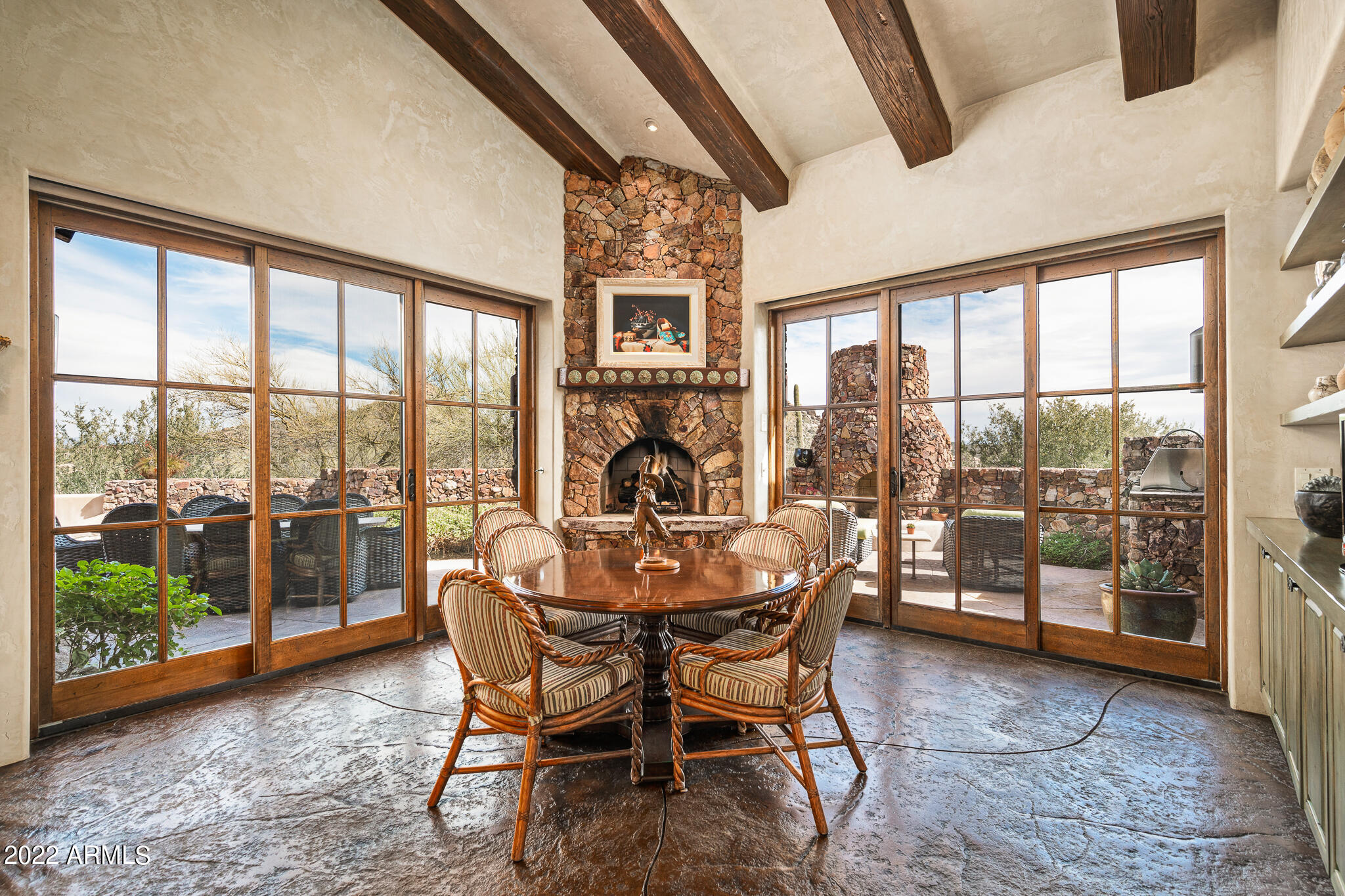 ESTANCIA - Residential