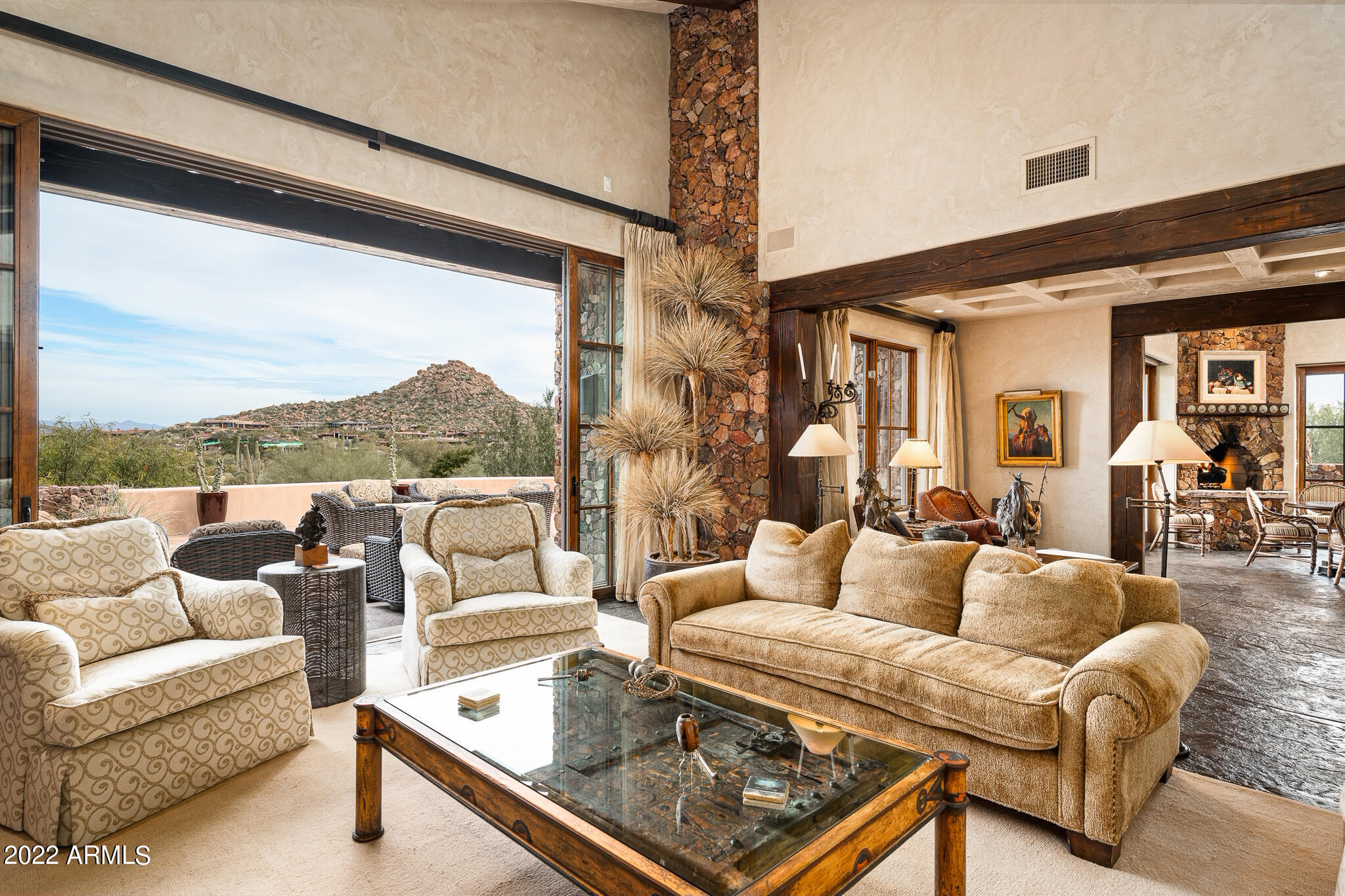 ESTANCIA - Residential