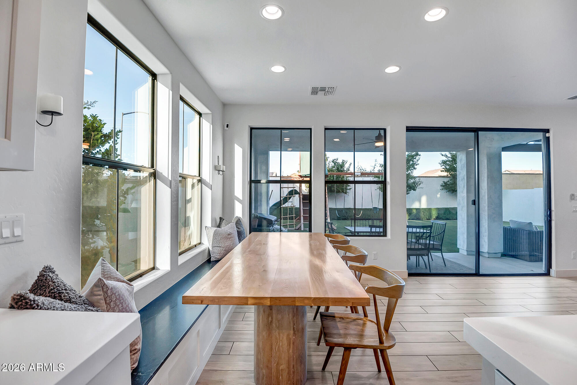 STRATFORD - Residential