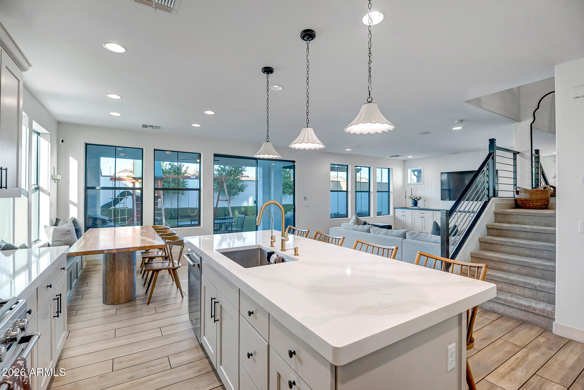 STRATFORD - Residential