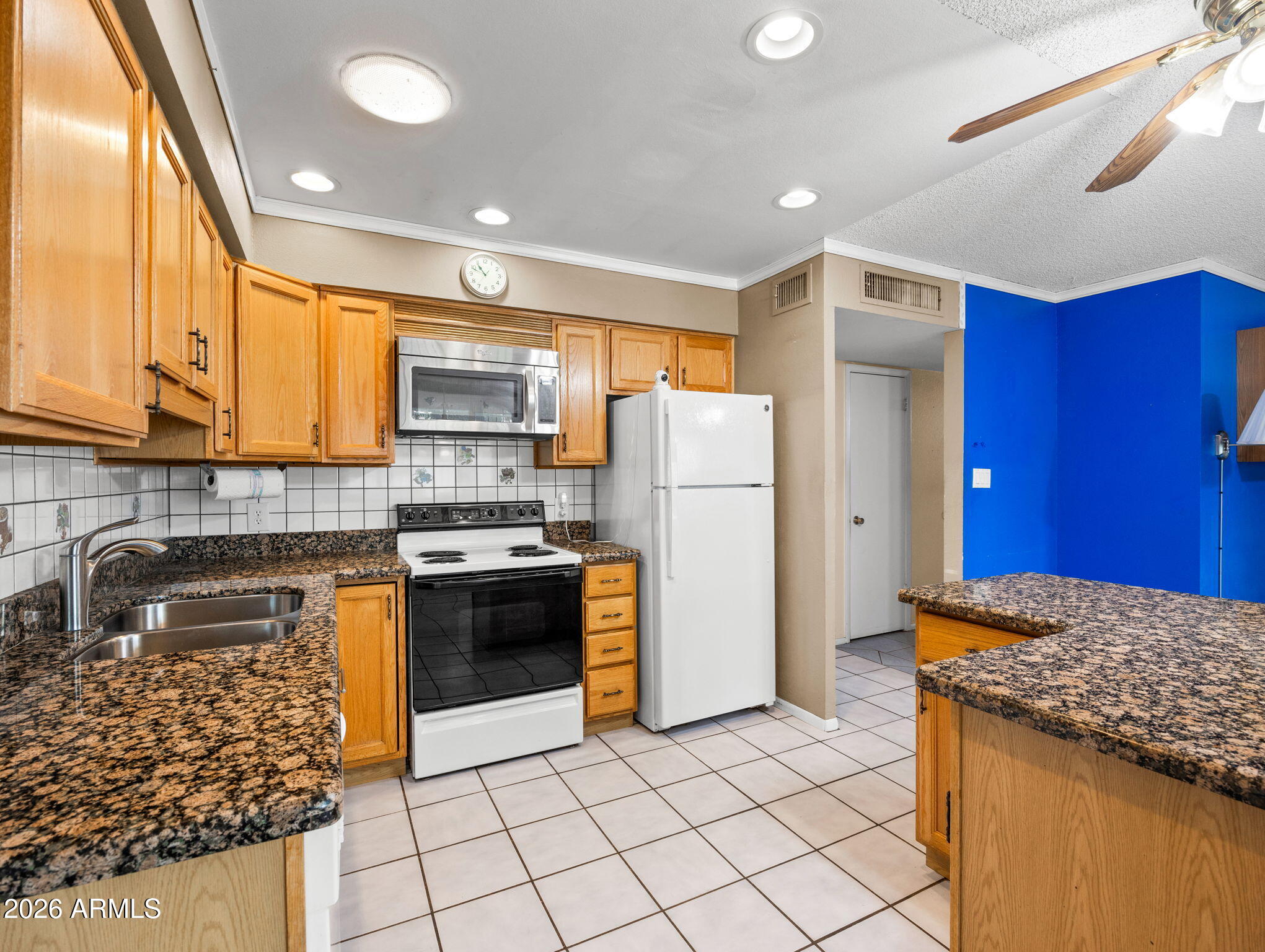 SUMMERSET - Residential