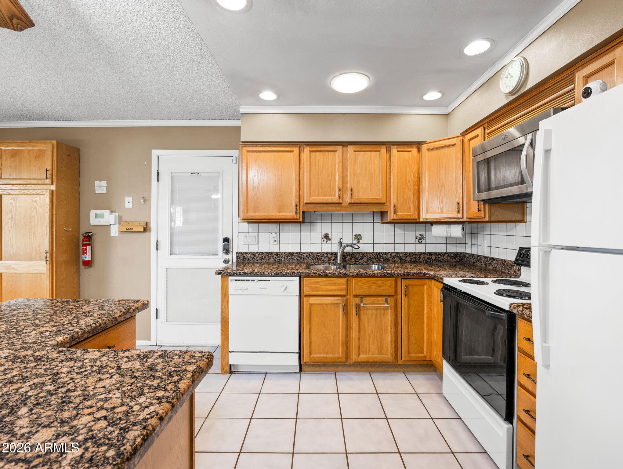 SUMMERSET - Residential