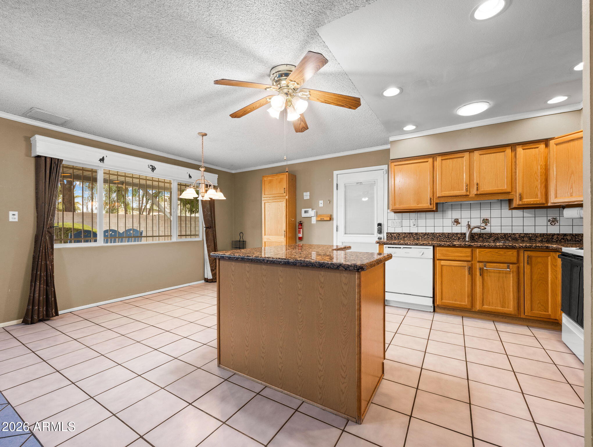 SUMMERSET - Residential