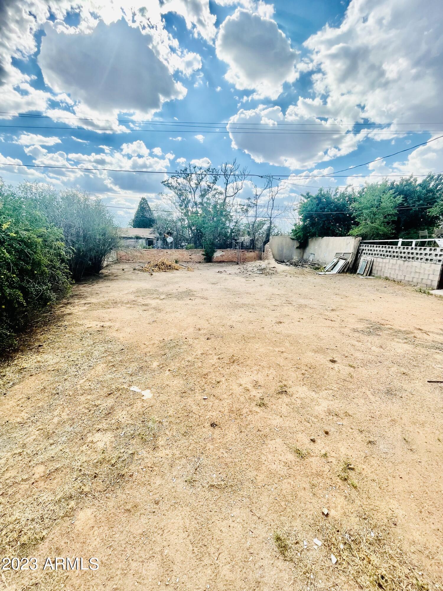 DOUGLAS - Residential