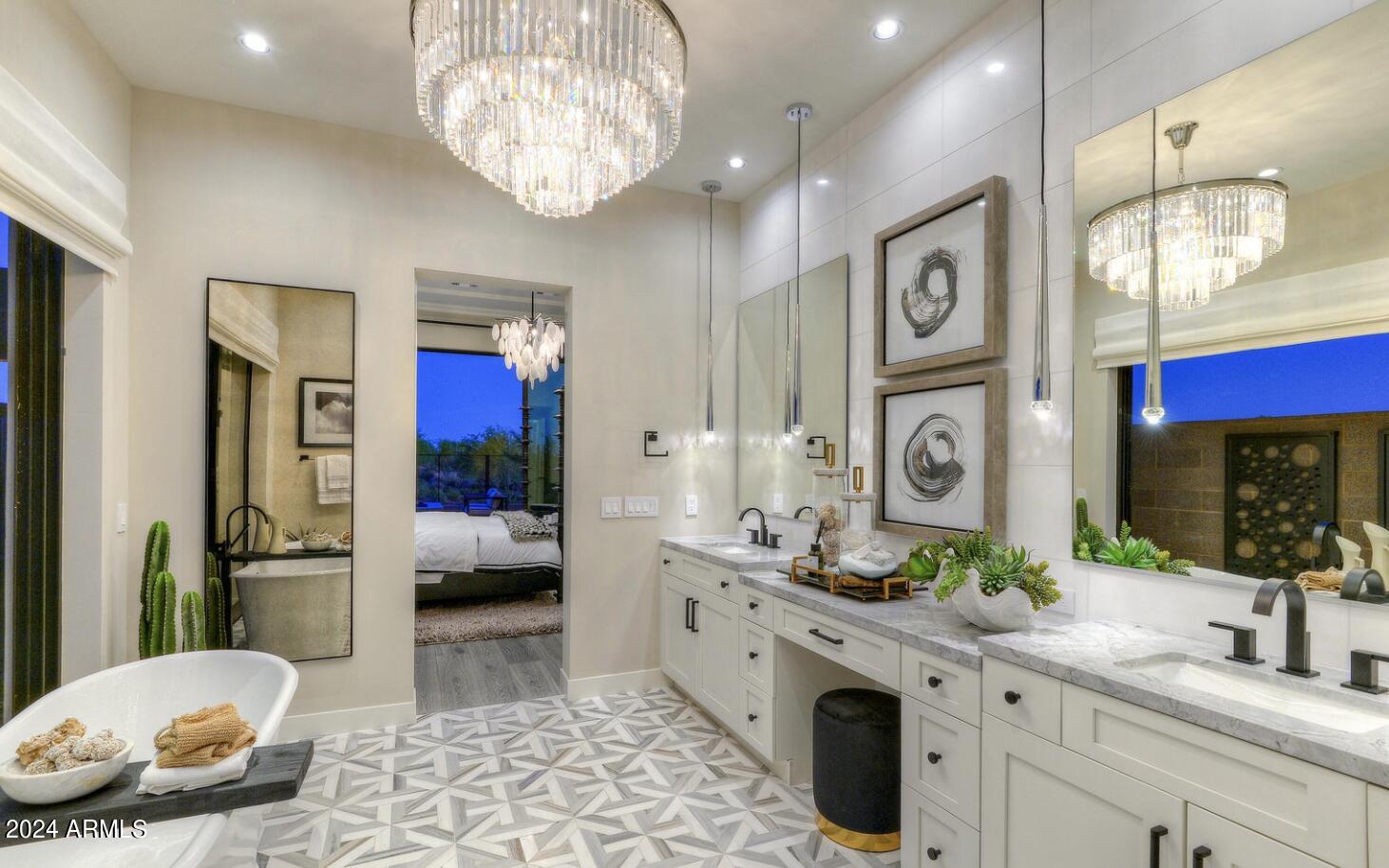 DESERT MOUNTAIN - Residential