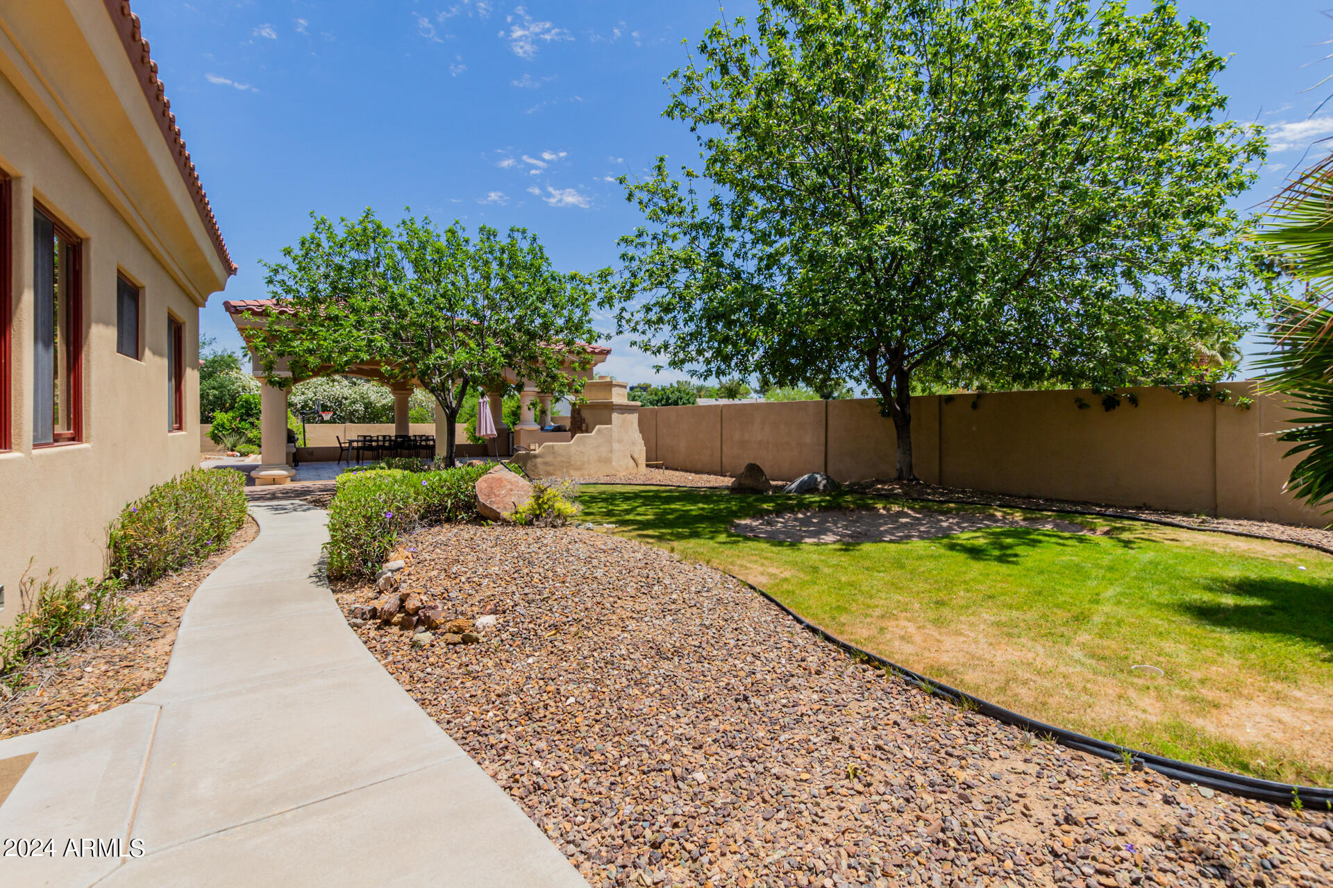 SUNBURST FARMS EAST 6 - Residential