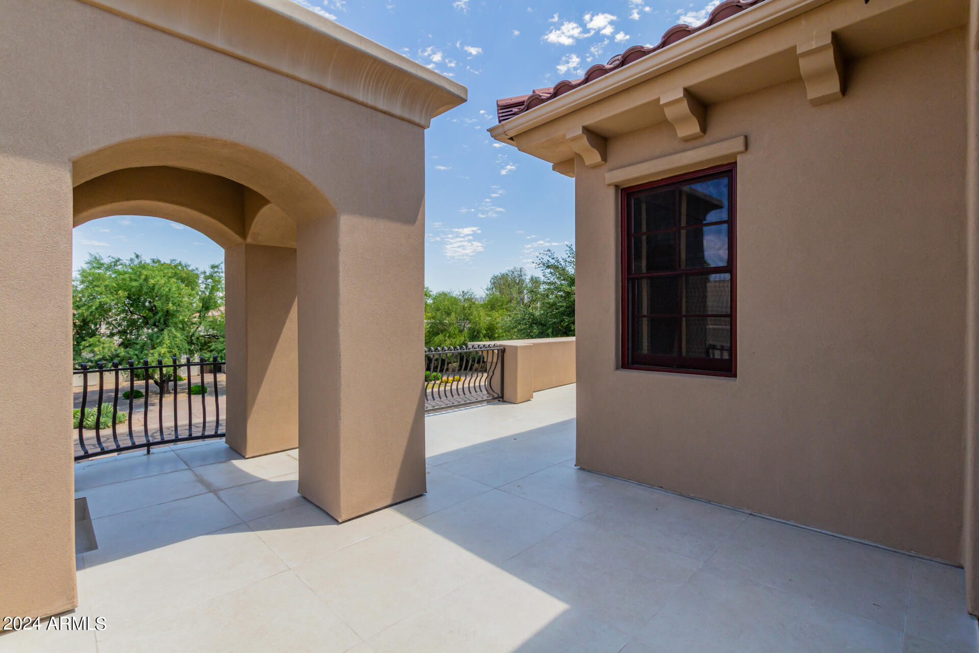 SUNBURST FARMS EAST 6 - Residential