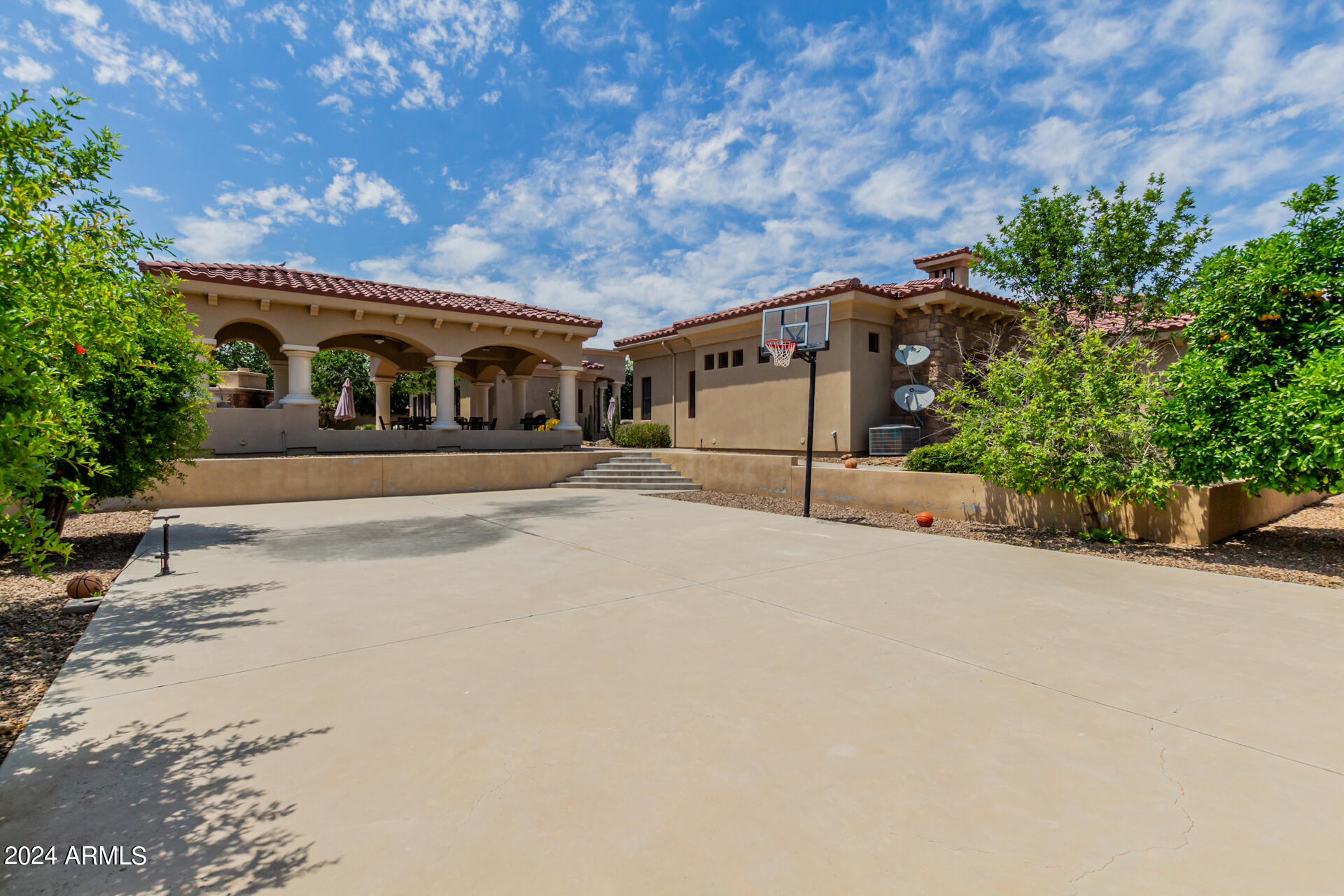 SUNBURST FARMS EAST 6 - Residential