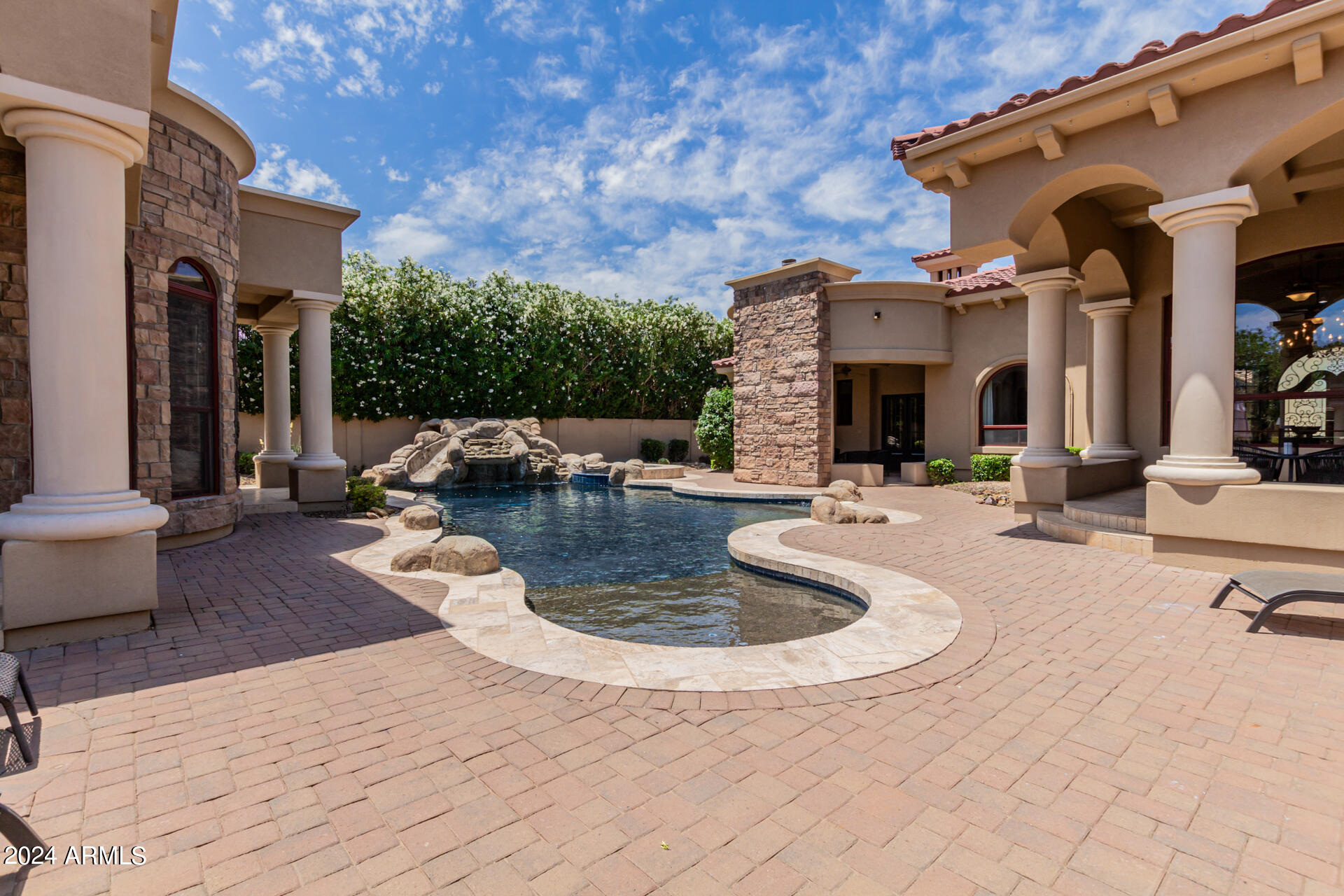 SUNBURST FARMS EAST 6 - Residential