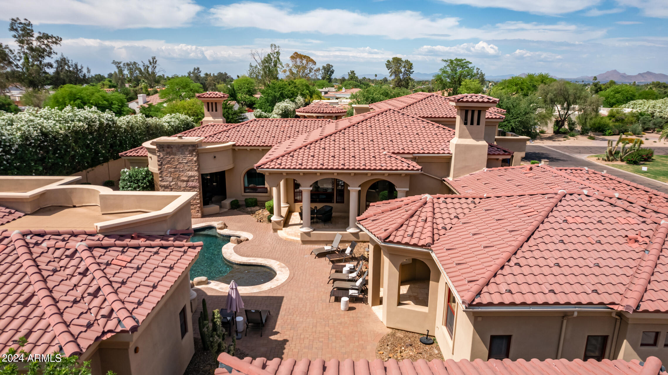 SUNBURST FARMS EAST 6 - Residential