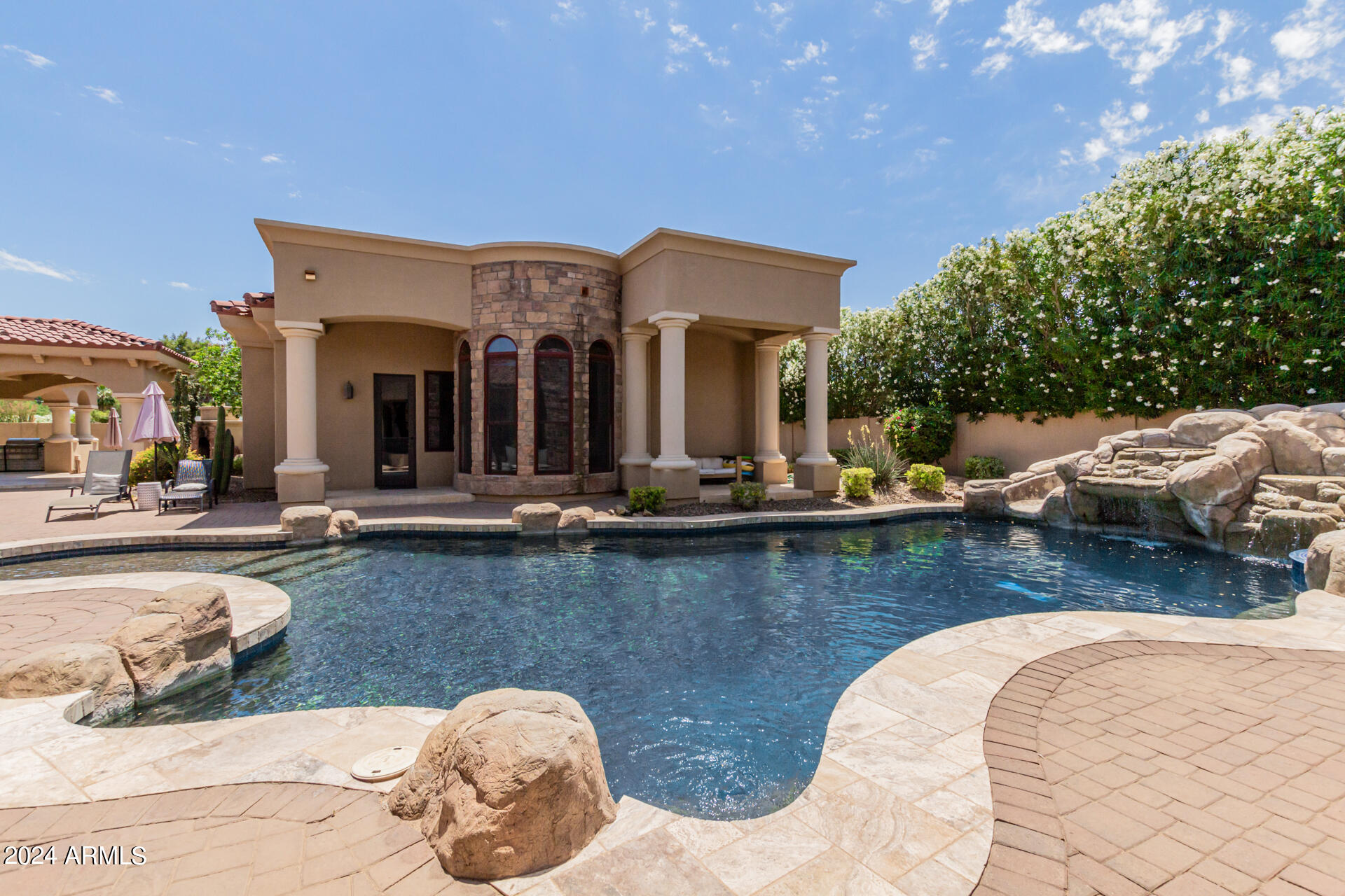 SUNBURST FARMS EAST 6 - Residential