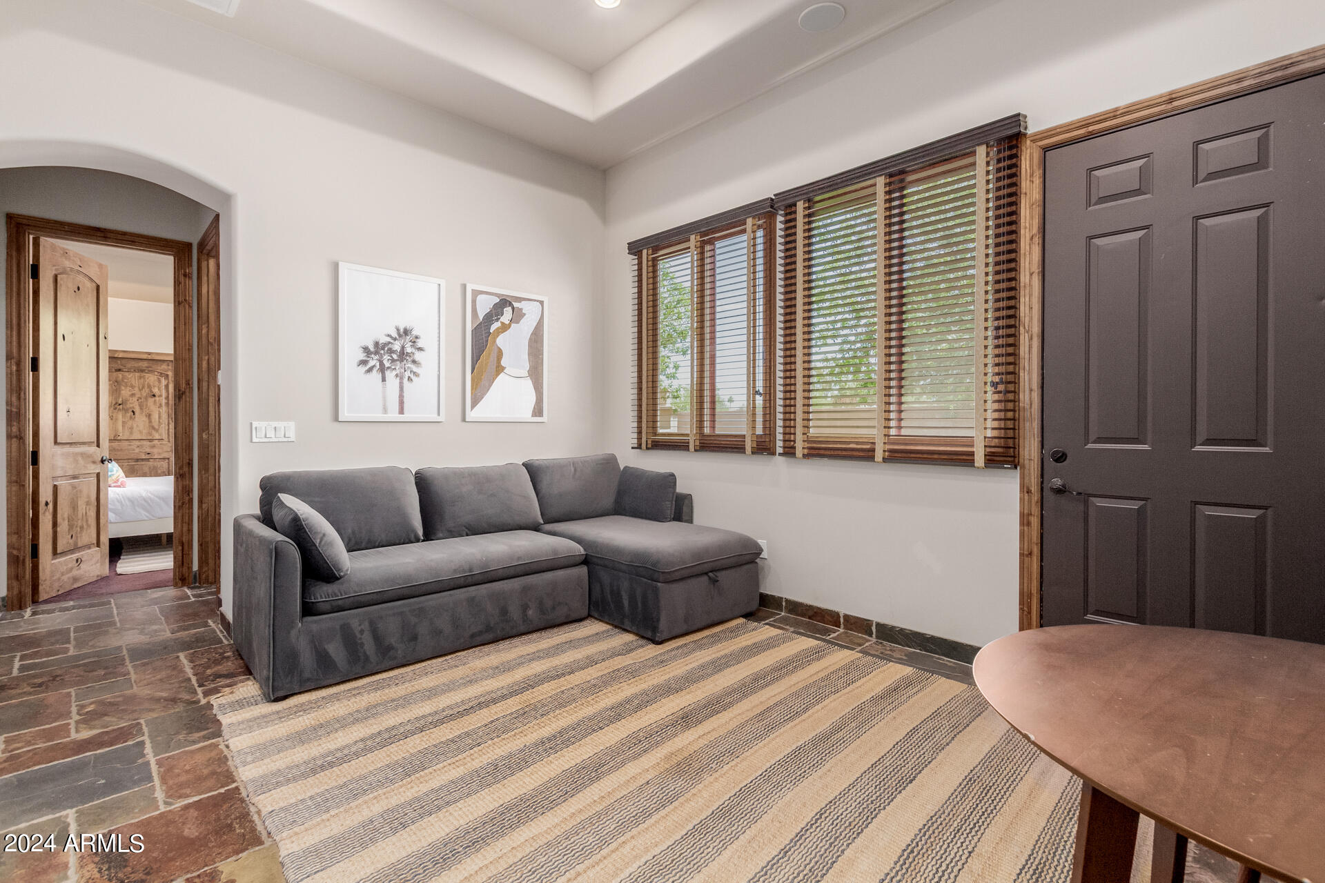SUNBURST FARMS EAST 6 - Residential