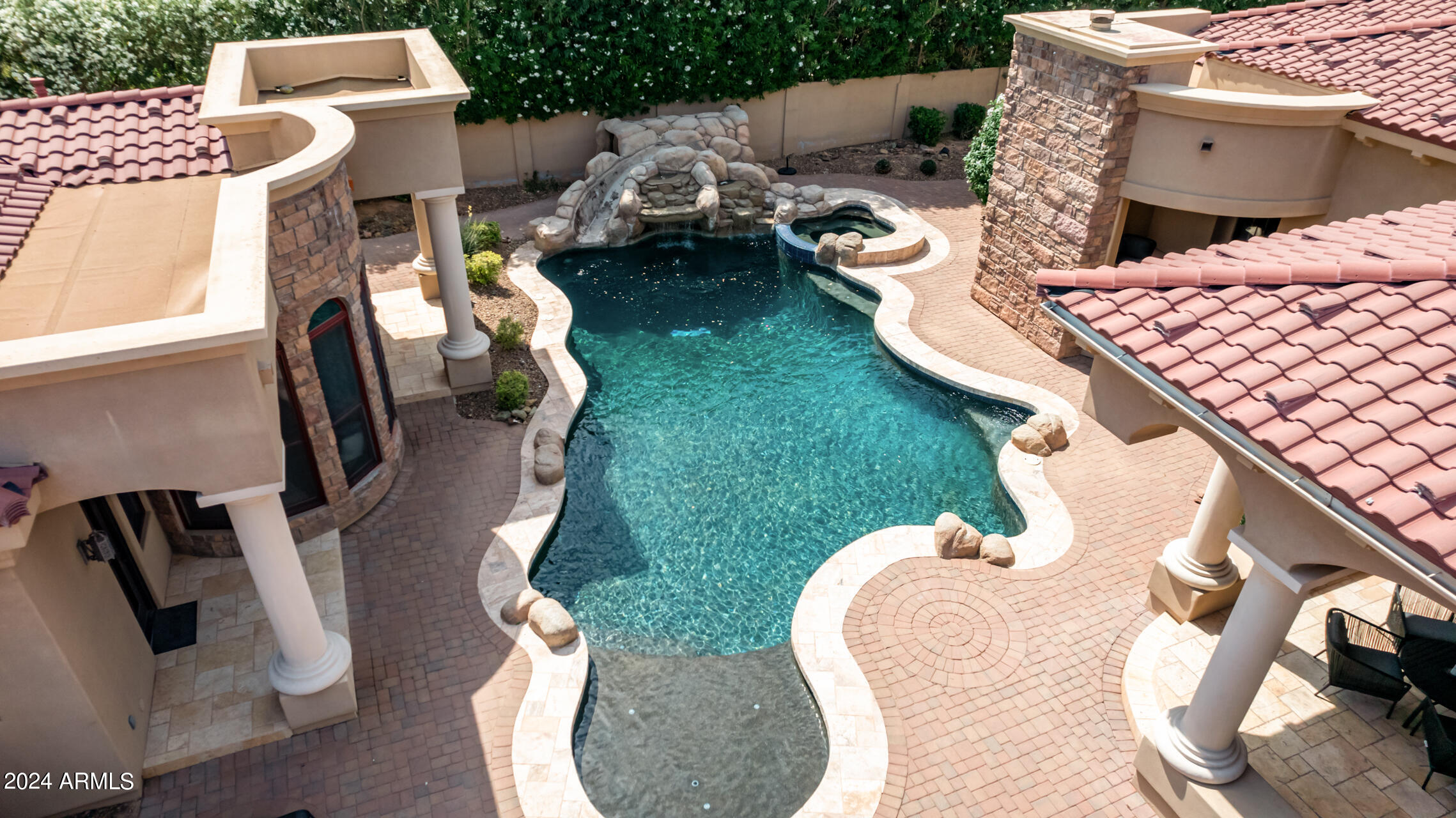 SUNBURST FARMS EAST 6 - Residential