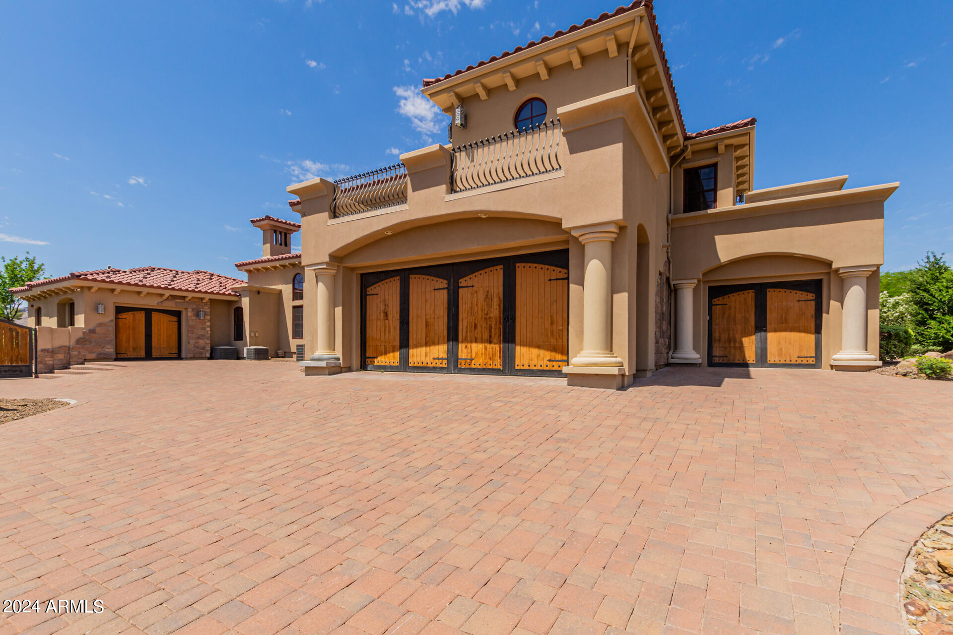 SUNBURST FARMS EAST 6 - Residential