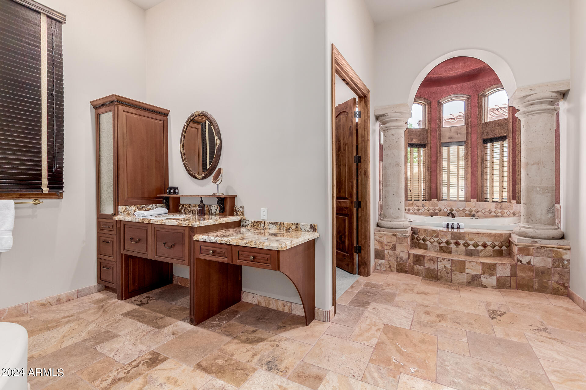 SUNBURST FARMS EAST 6 - Residential