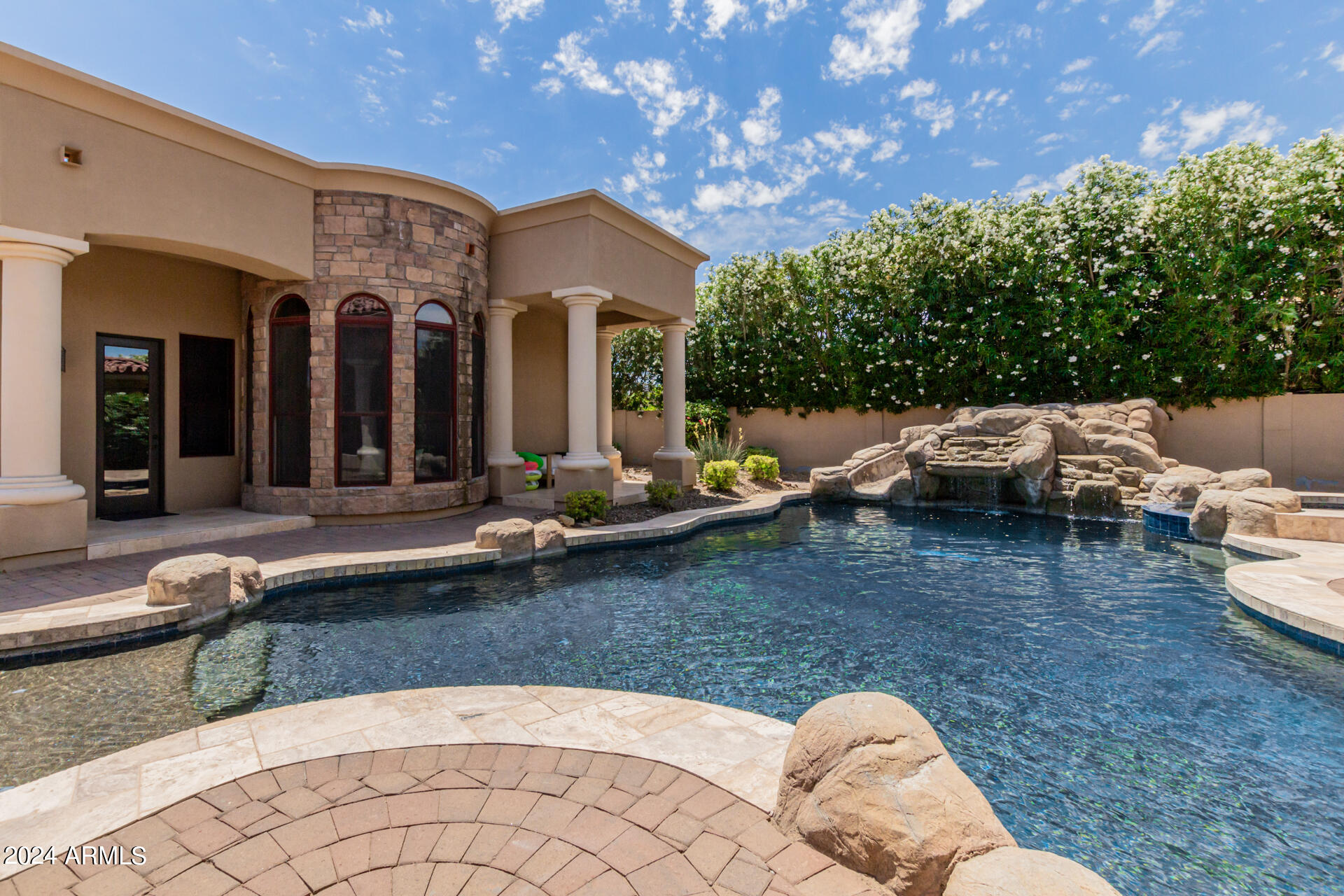 SUNBURST FARMS EAST 6 - Residential