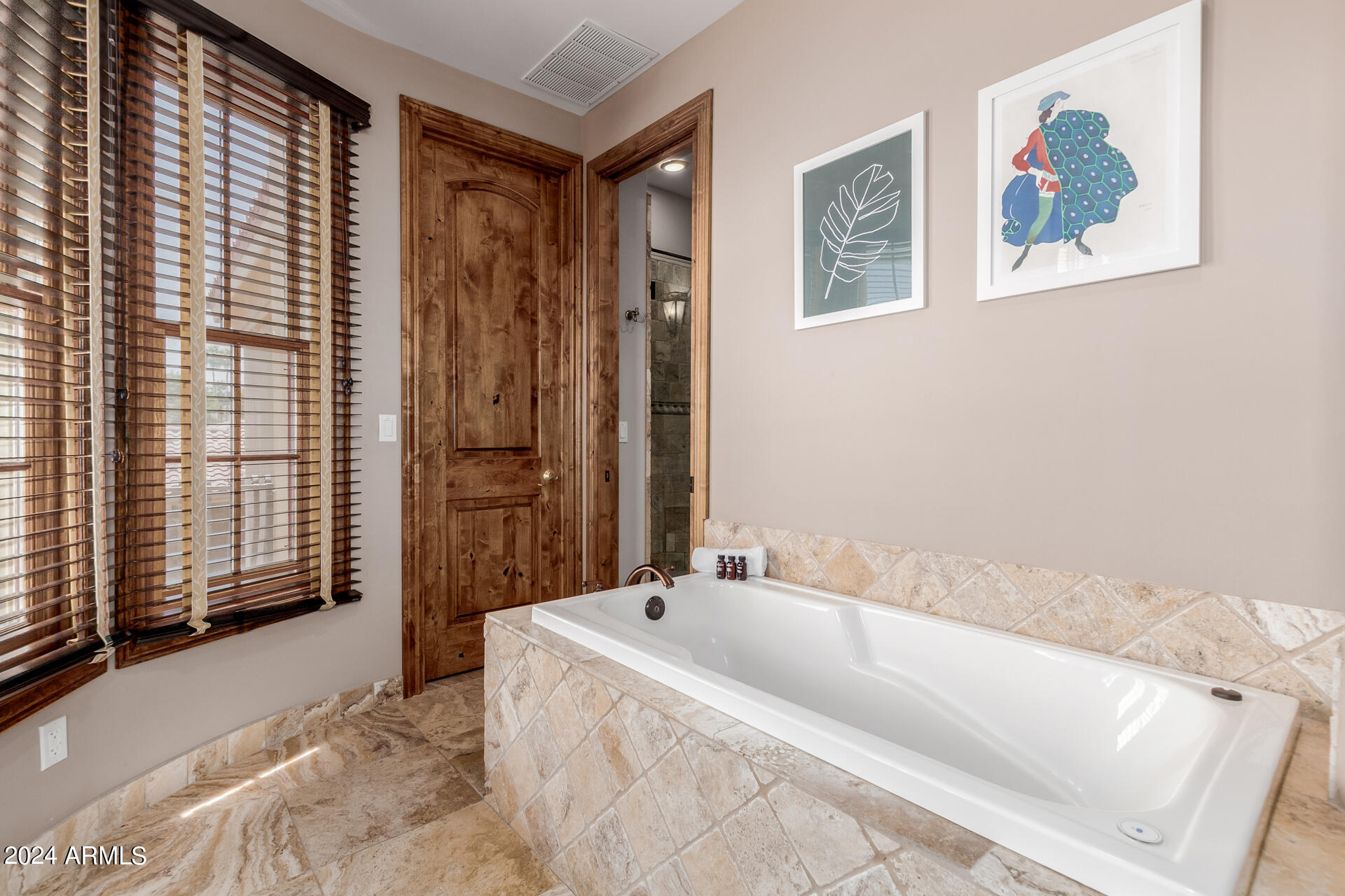 SUNBURST FARMS EAST 6 - Residential