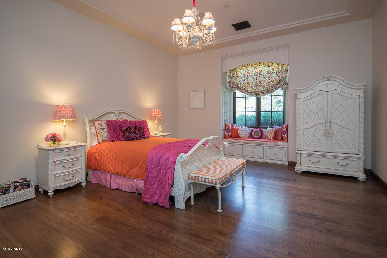 Paradise Valley Farms - Residential
